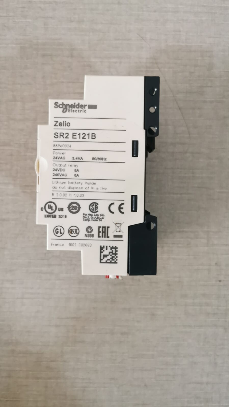 Schneider Electric 88960024 Schneider Electric Zelio SR2 E121B Smart Relay 88960024 2