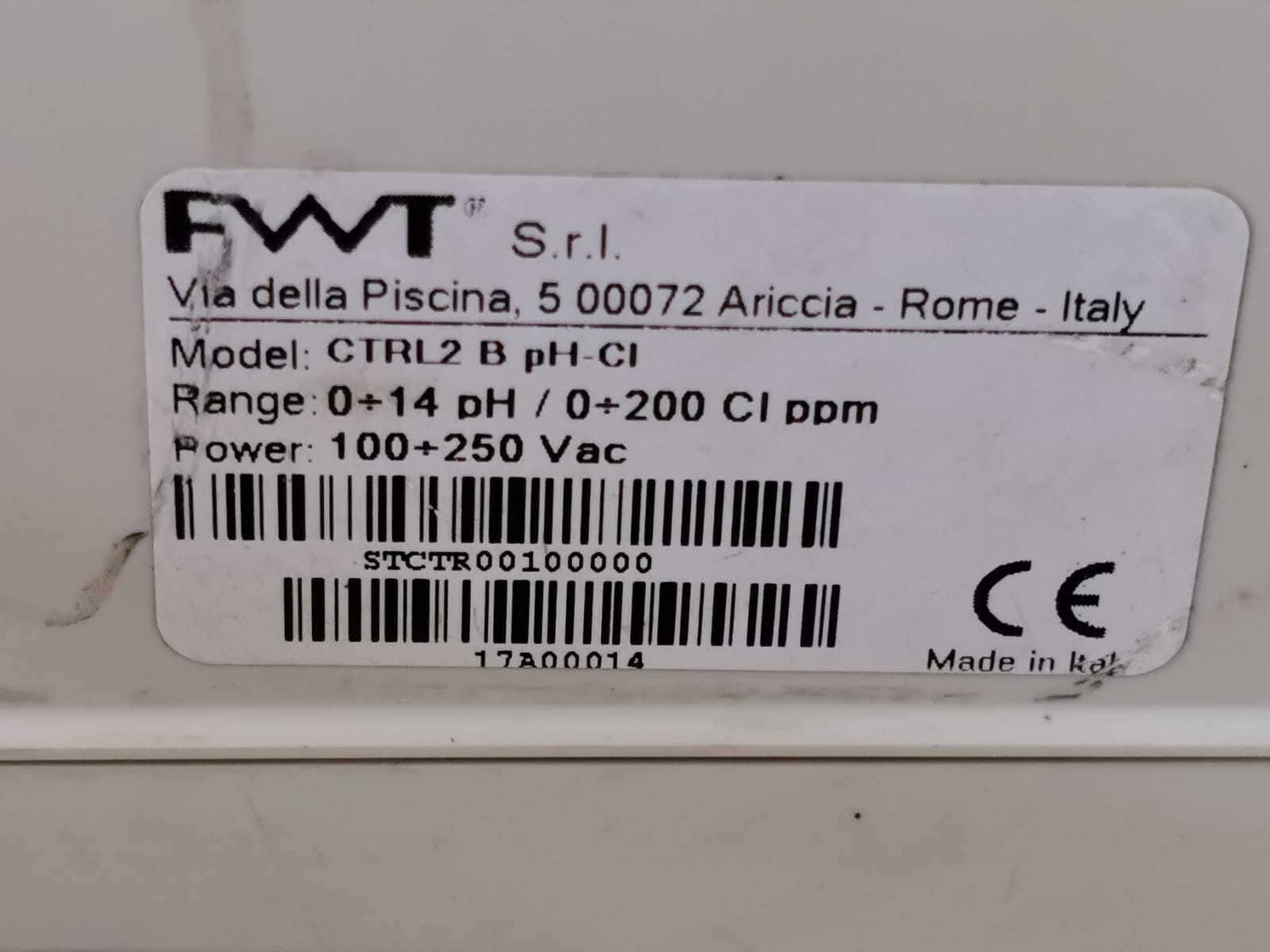 FWT CTRL 2 plus FWT CTRL2 B ph-cl Range 0-14 ph/0-200 cl ppm 2