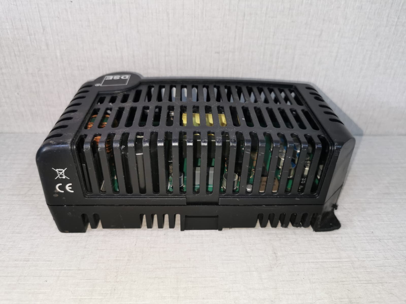 DSE 9470-006-01 DSE 9470-006-01 Intelligent Battery Charger 5