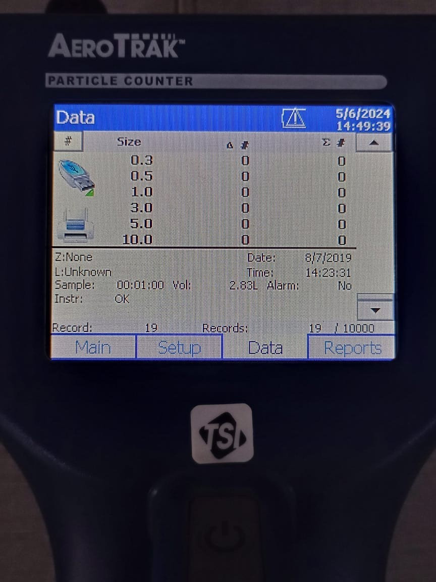 TSI 9306 -V2 TSI AERO-TRAK 9306 -V2 PARTICLE COUNTER -with charger only 5