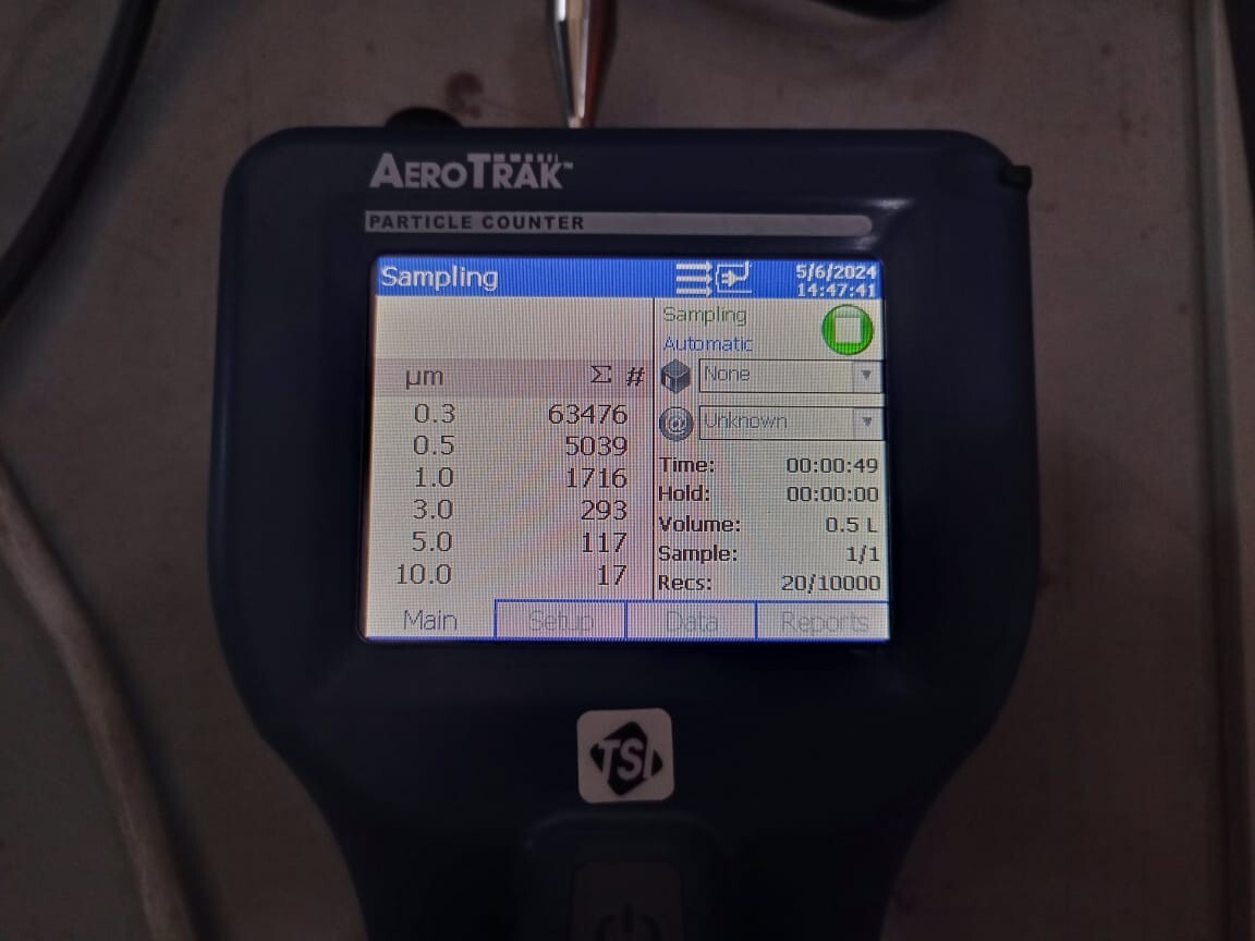 TSI 9306 -V2 TSI AERO-TRAK 9306 -V2 PARTICLE COUNTER -with charger only 6