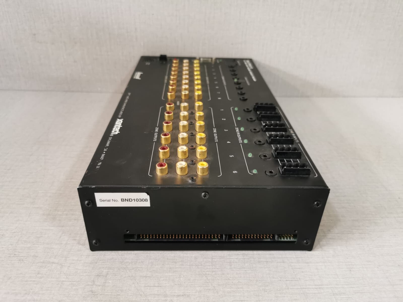 Xantech BND-ZPR68-10 XANTECH BND-ZPR68-10 SIX ZONE EIGHT SOURCE REMOTE PREAMP 10