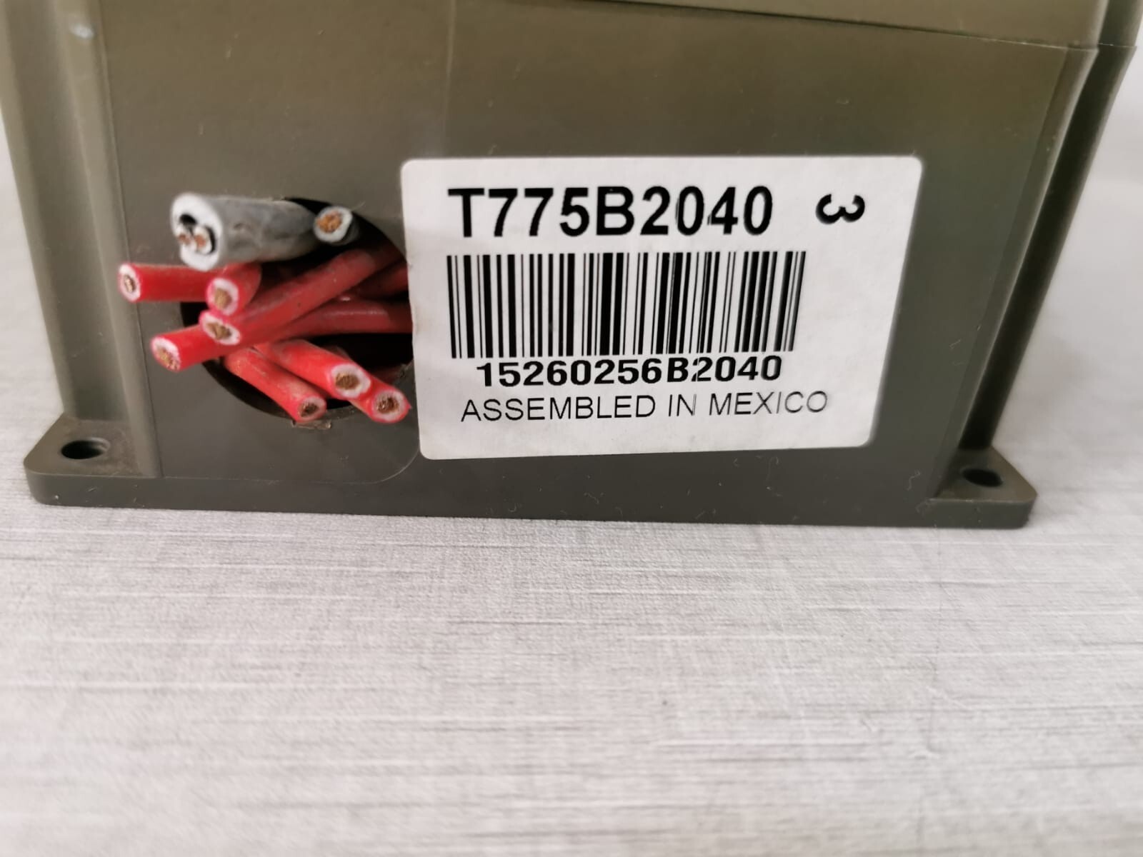 Honeywell T775B2040 HONEYWELL T775B2040 Electronic Remote Temperature Controller 4