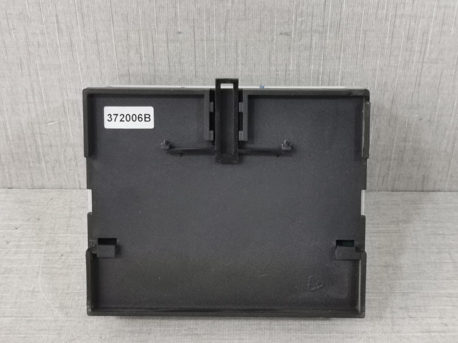 COOPER 400 71 347 455 COOPER DLS/3PH-BUS-Modul Inv. 400 71 347 455 Without Label on Top 9