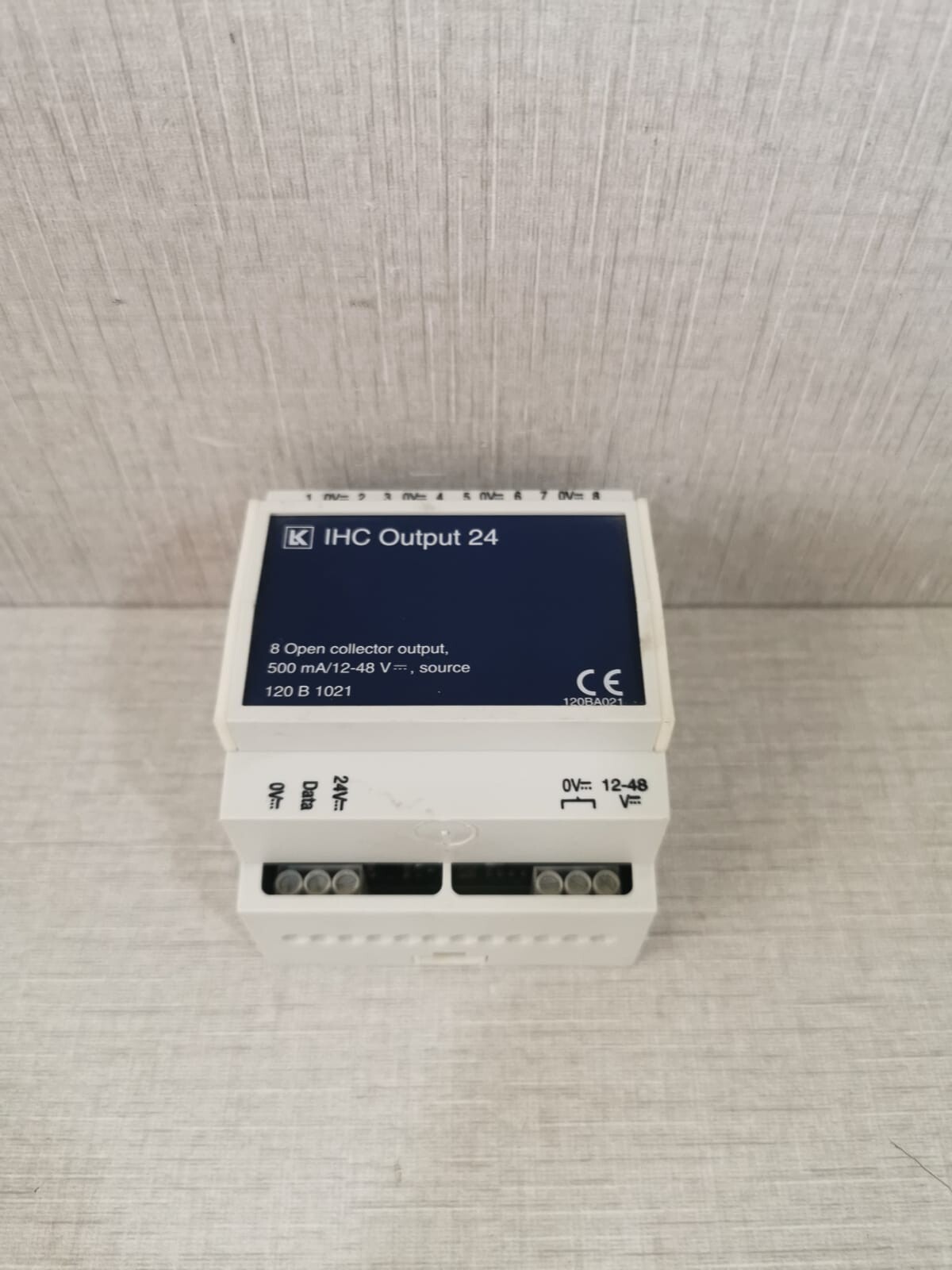 LK 120B1021, 120BA021 LK IHC Output 24 120B1021/120BA021, 8 Open Collector Output 4