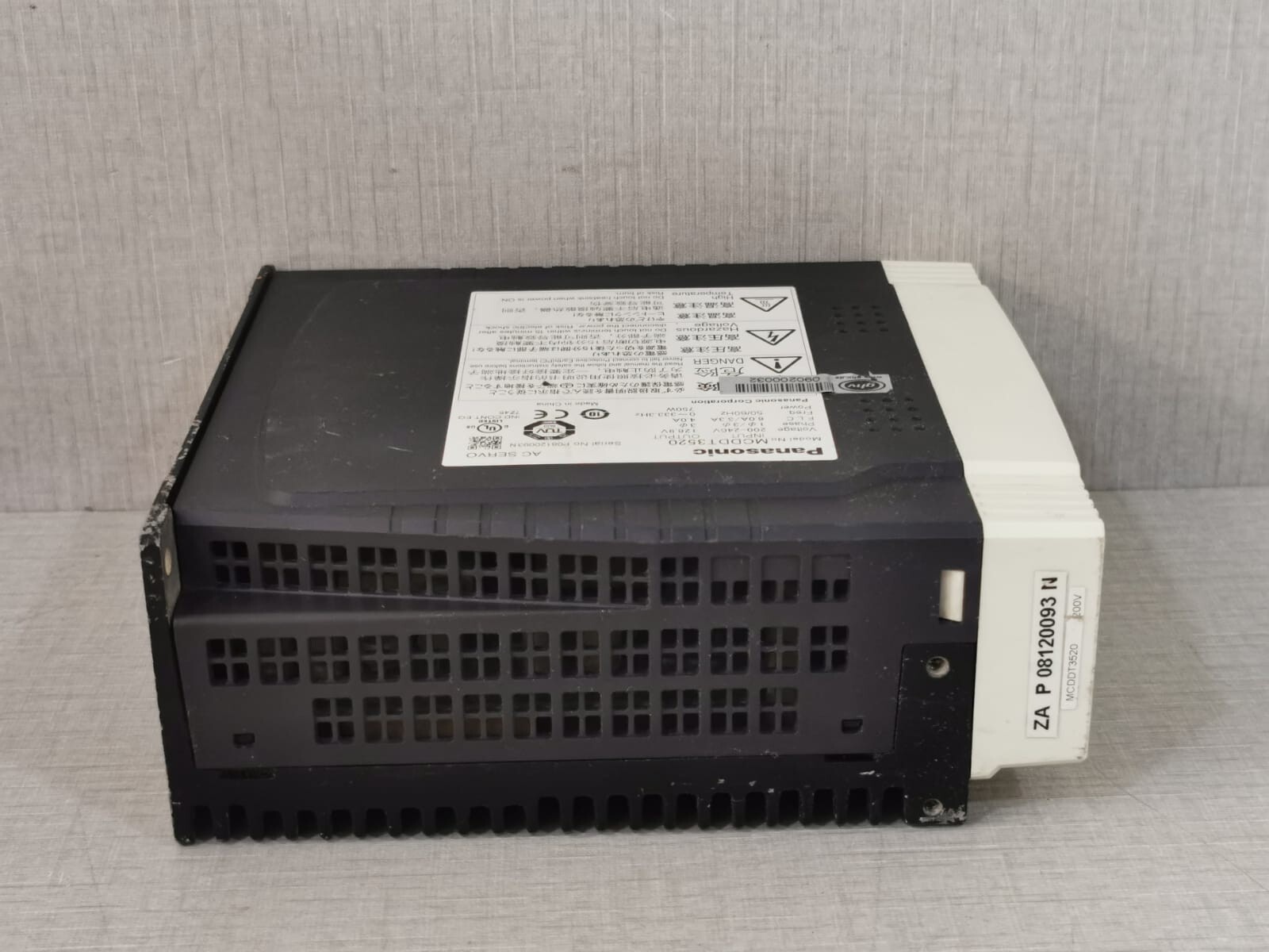 Panasonic MCDDT3520 PANASONIC MCDDT3520 AC SERVO DRIVER 8