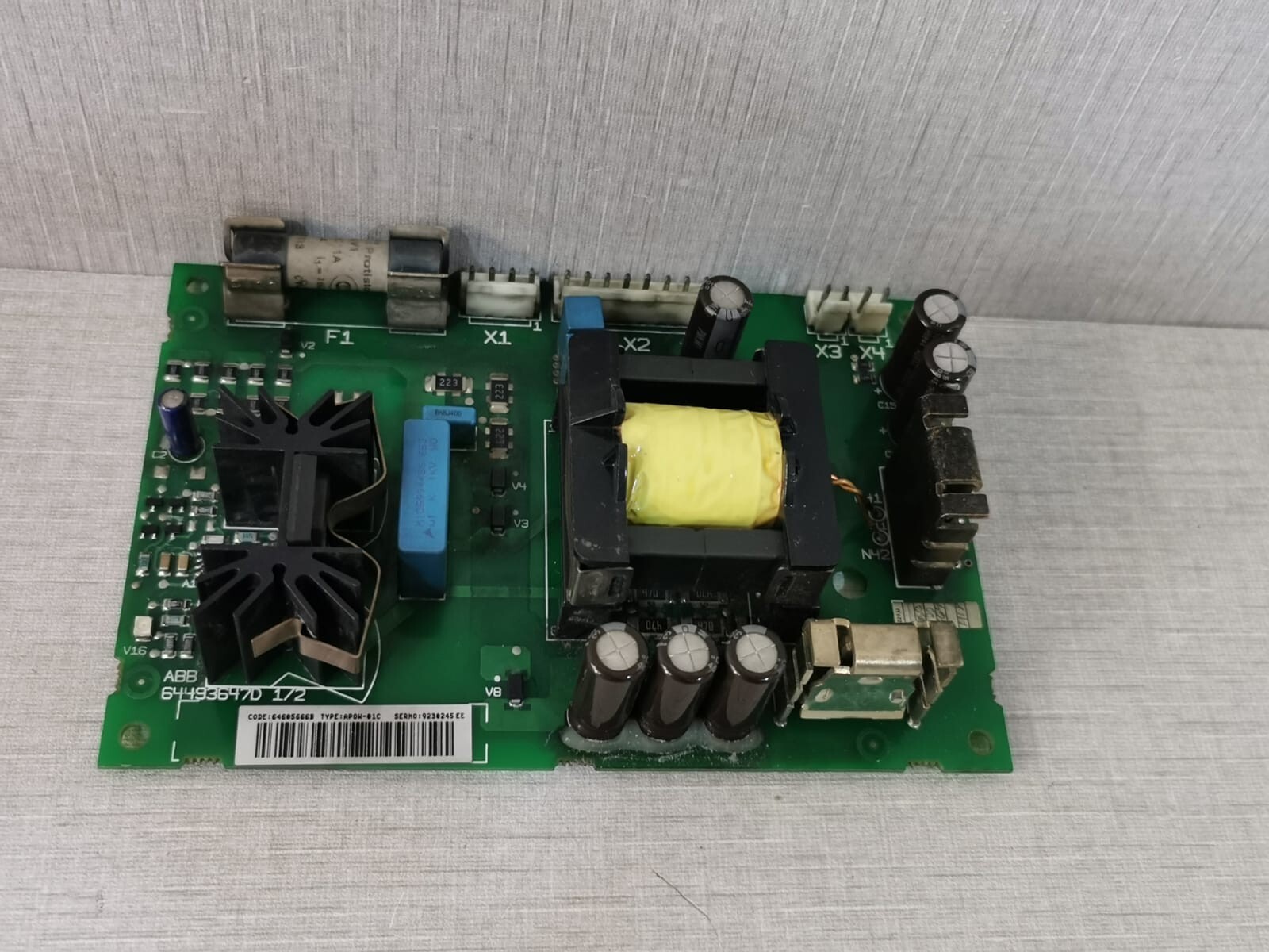 ABB APOW-01C ABB APOW-01C POWER SUPPLY BOARD 64493647D 1/2 4