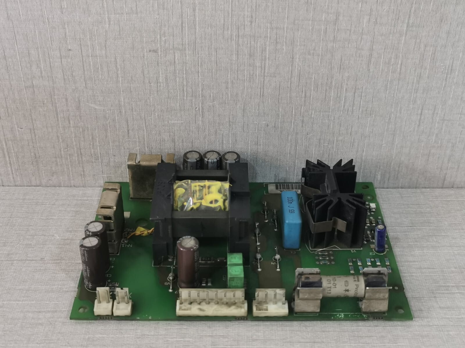 ABB APOW-01 ABB APOW-01 POWER SUPPLY BOARD 64493647C 1/2 4