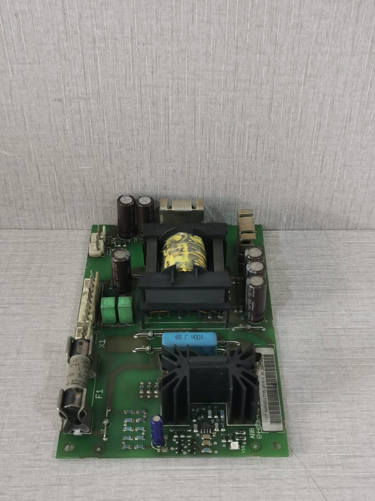ABB APOW-01 ABB APOW-01 POWER SUPPLY BOARD 64493647C 1/2 6