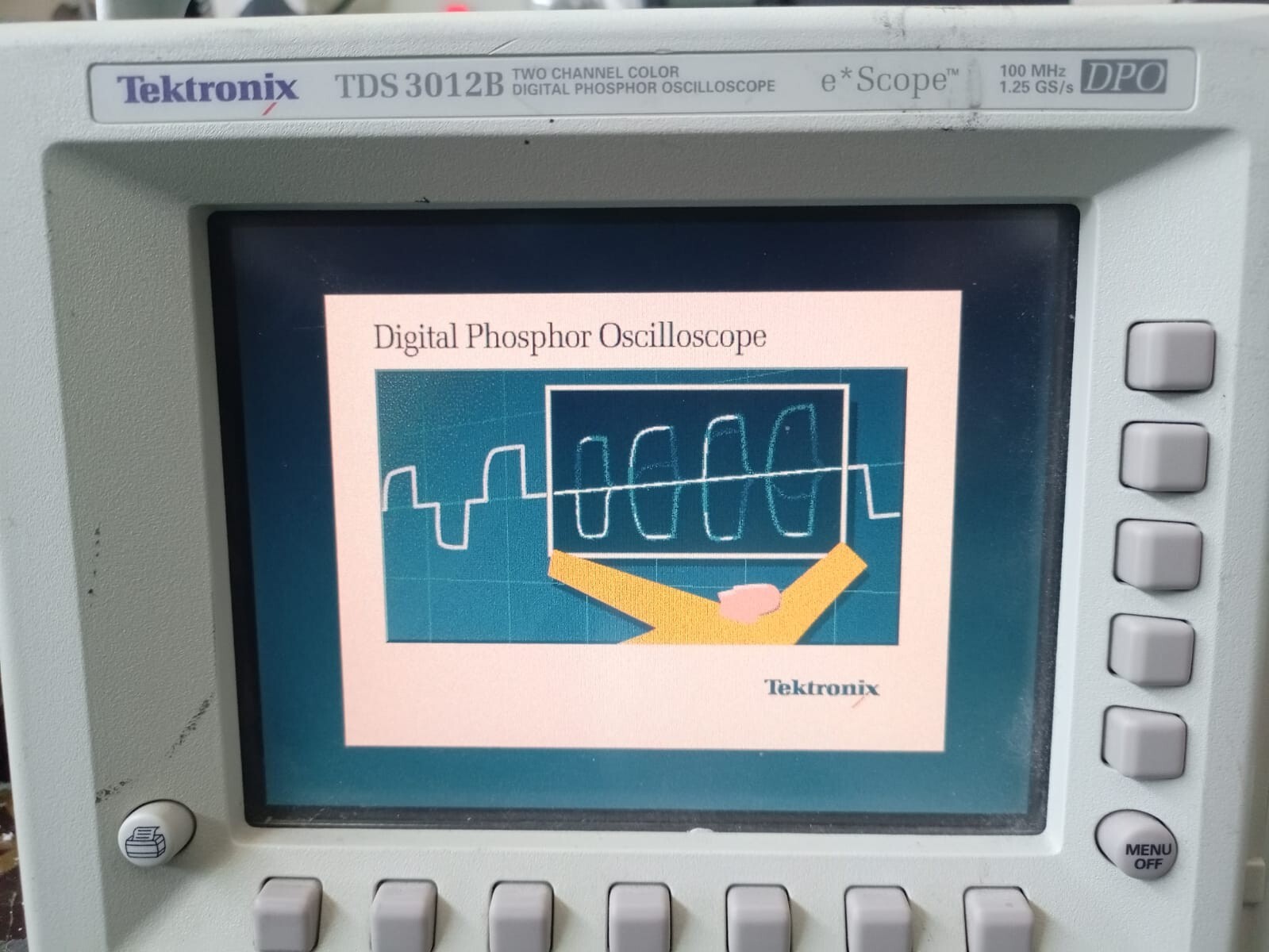 TEKTRONIX 2-CHANNEL TEKTRONIX TDS 3012B 2-CHANNEL COLOR DIGITAL PHOSPHOR OSCILLOSCOPE 100MHZ 1.25G/S 7