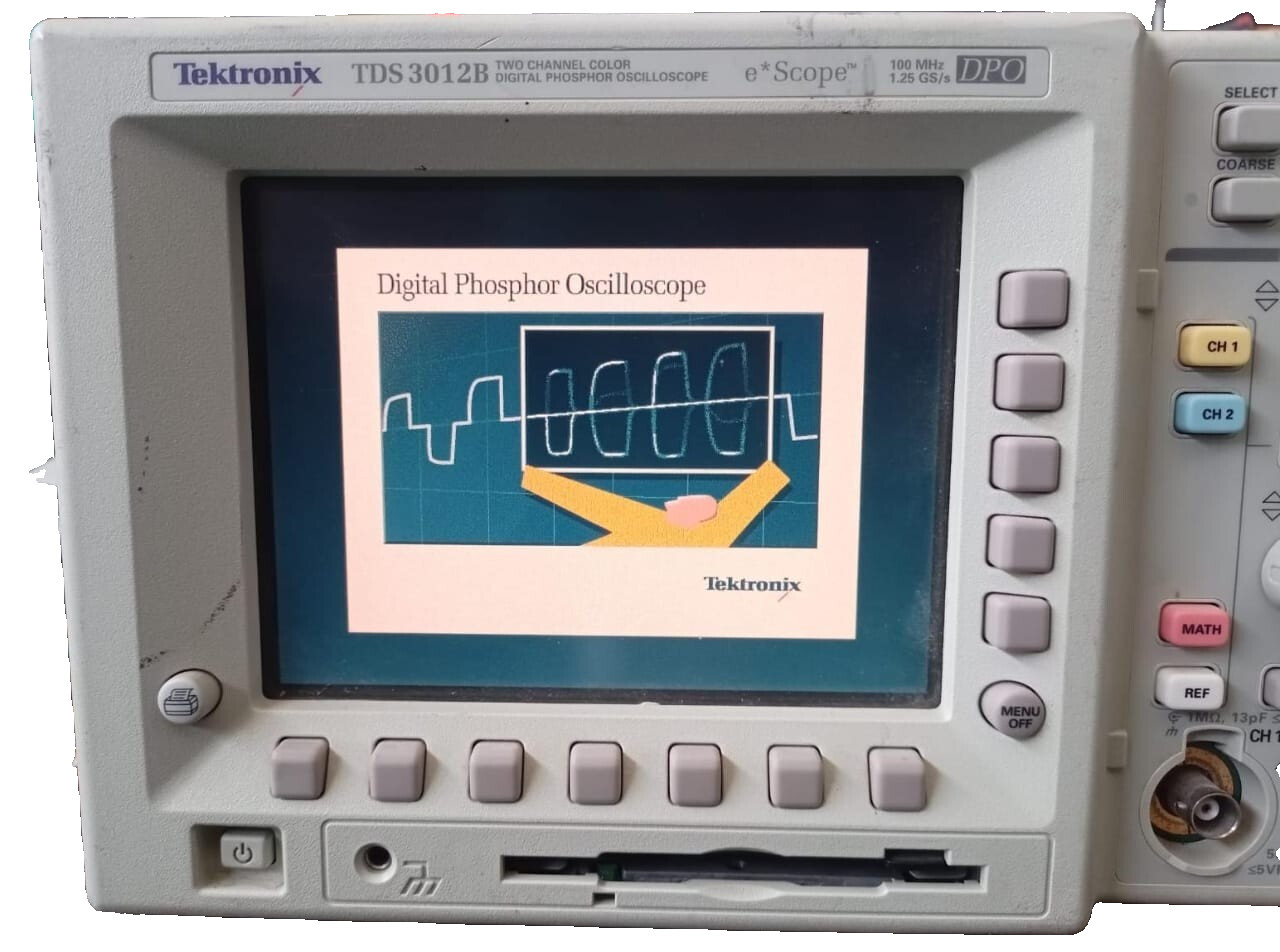TEKTRONIX 2-CHANNEL TEKTRONIX TDS 3012B 2-CHANNEL COLOR DIGITAL PHOSPHOR OSCILLOSCOPE 100MHZ 1.25G/S 8