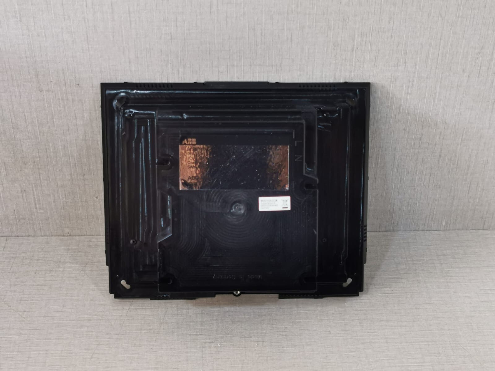ABB ABB-6136 ABB 6136/100 C-102-500 CPC/U 3.1 CONTROL PANEL 2CDG006136R0185 with Screen Cover 9
