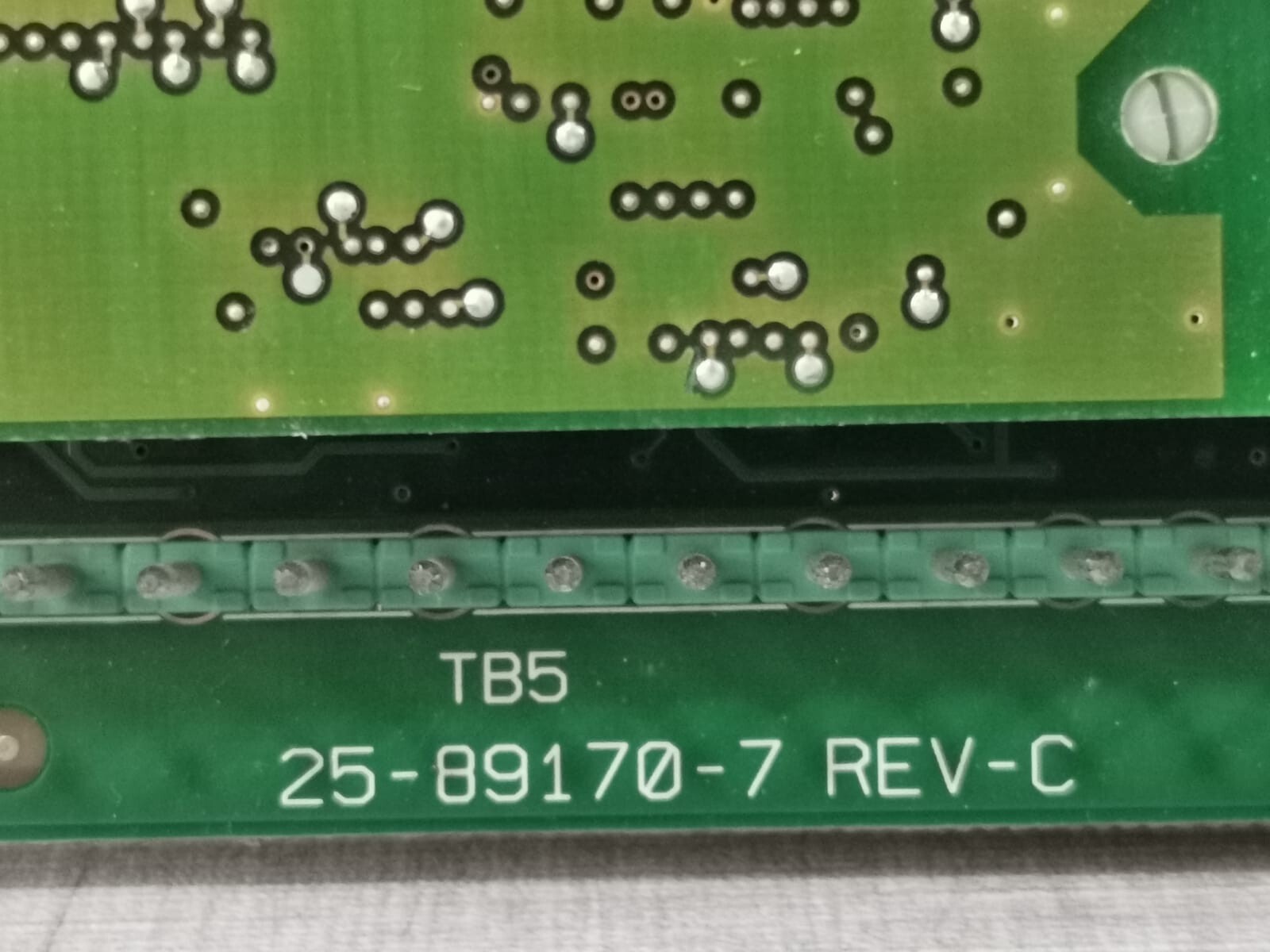 Johnson Controls 25-89170-7 JOHNSON CONTROLS 25-89170-7 REV C /24-89170-1 REV C CONTROLLER 2