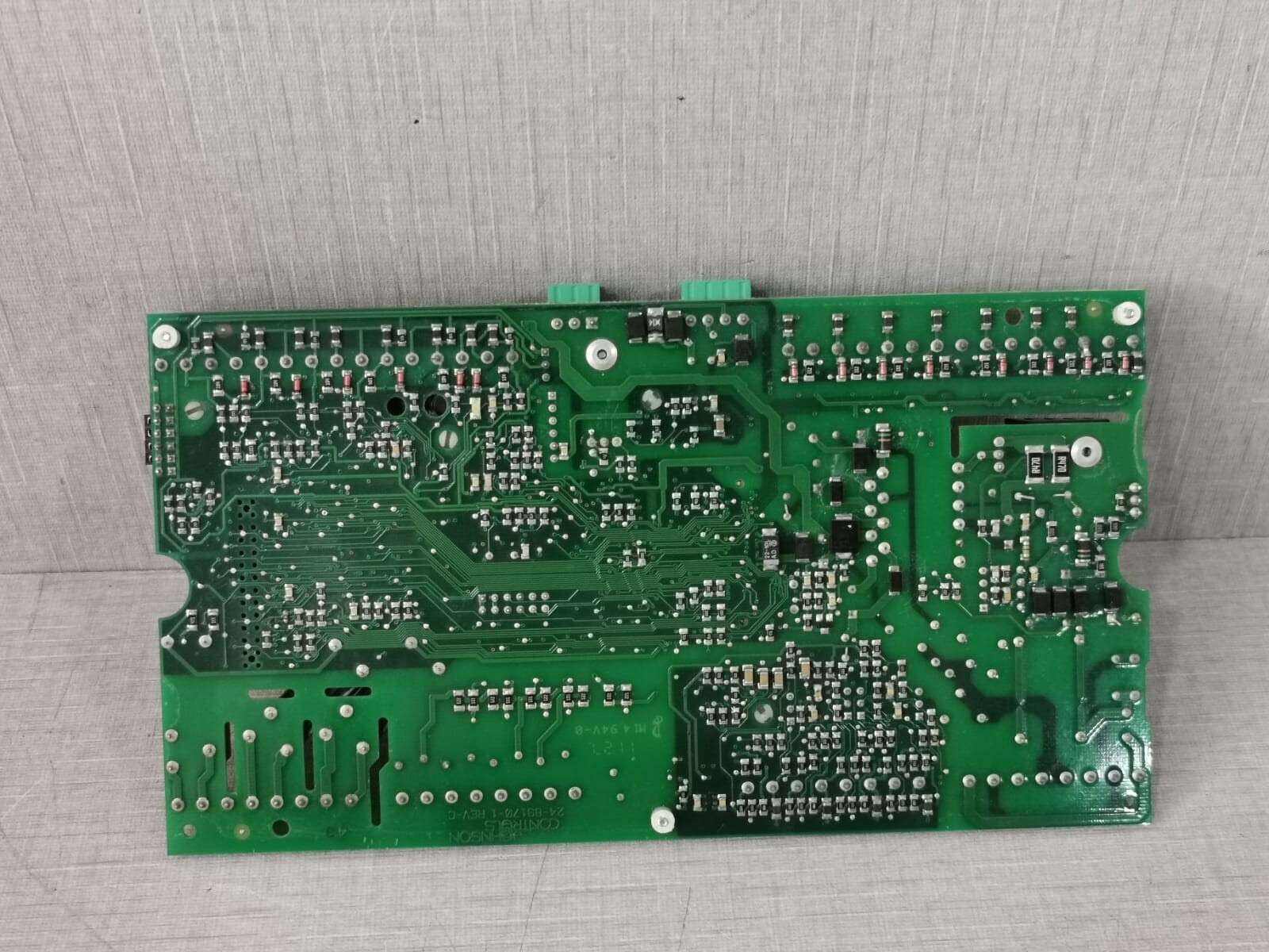 Johnson Controls 25-89170-7 JOHNSON CONTROLS 25-89170-7 REV C /24-89170-1 REV C CONTROLLER 10