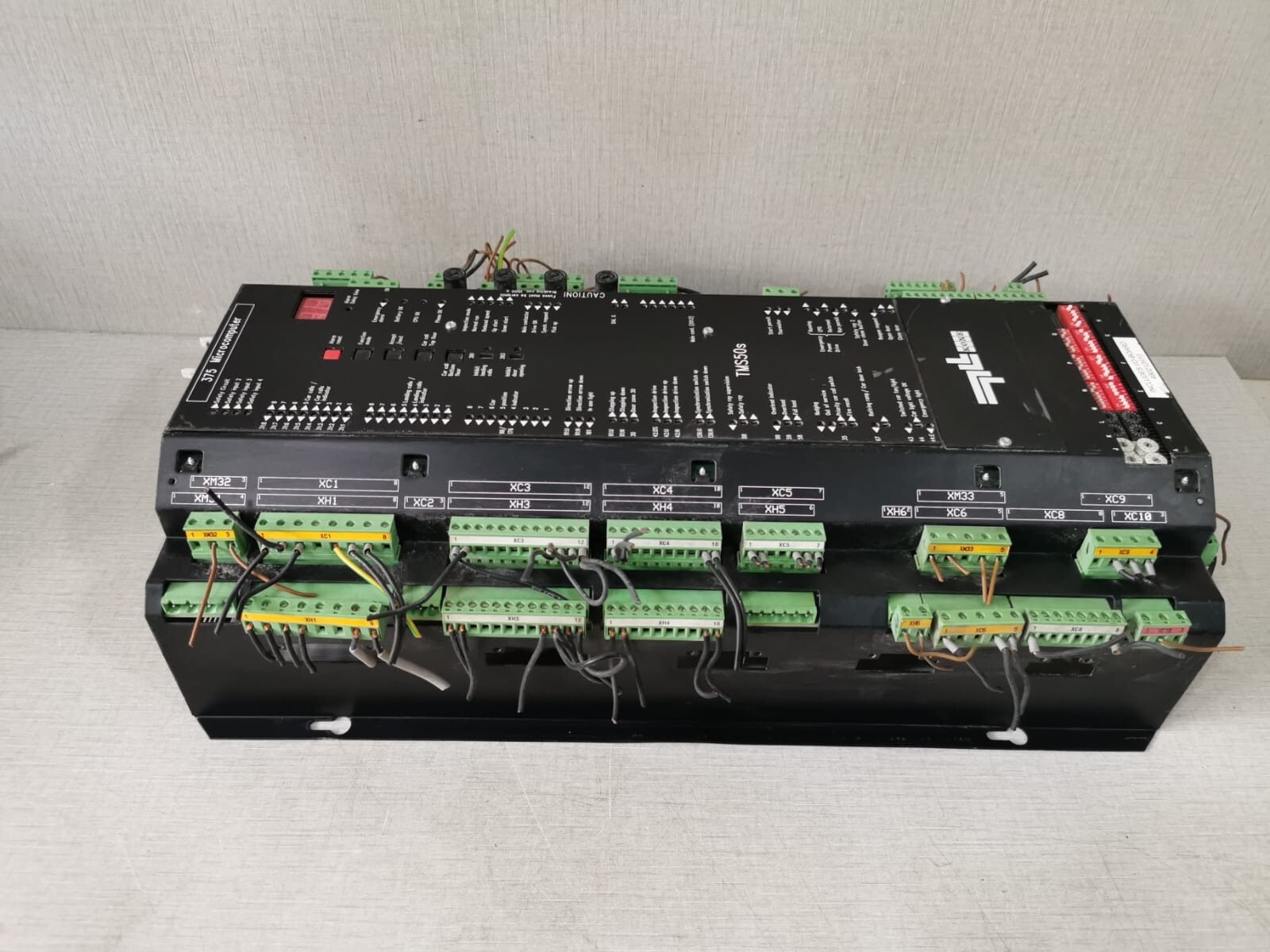 KONE 617554G01 KONE 375 MICROCOMPUTER TMS50S 617554G01 REV 0.0 415V/230V BOARD PANEL 7