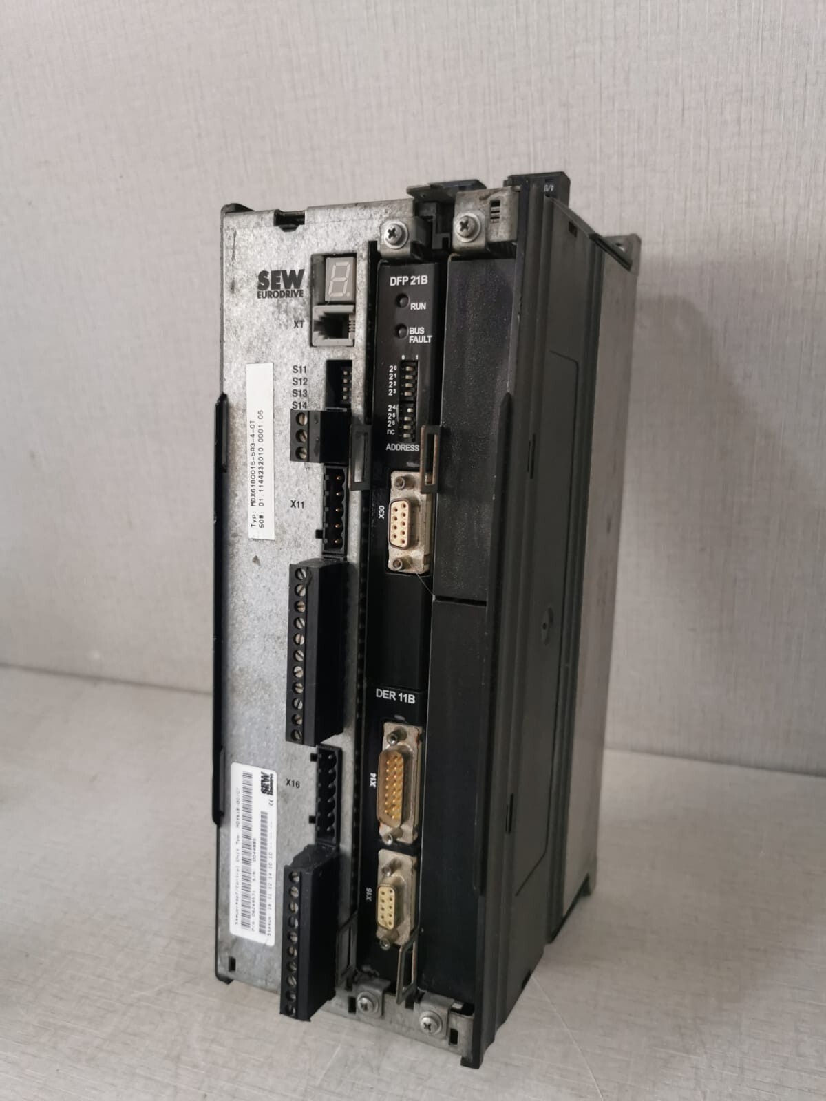 SEW EURODRIVE MDX161B-0T SEW EURODRIVE MDX61B0015-5A3-4-0T / MDX61B-0T MOVIDRIVE UMRICHTER 3