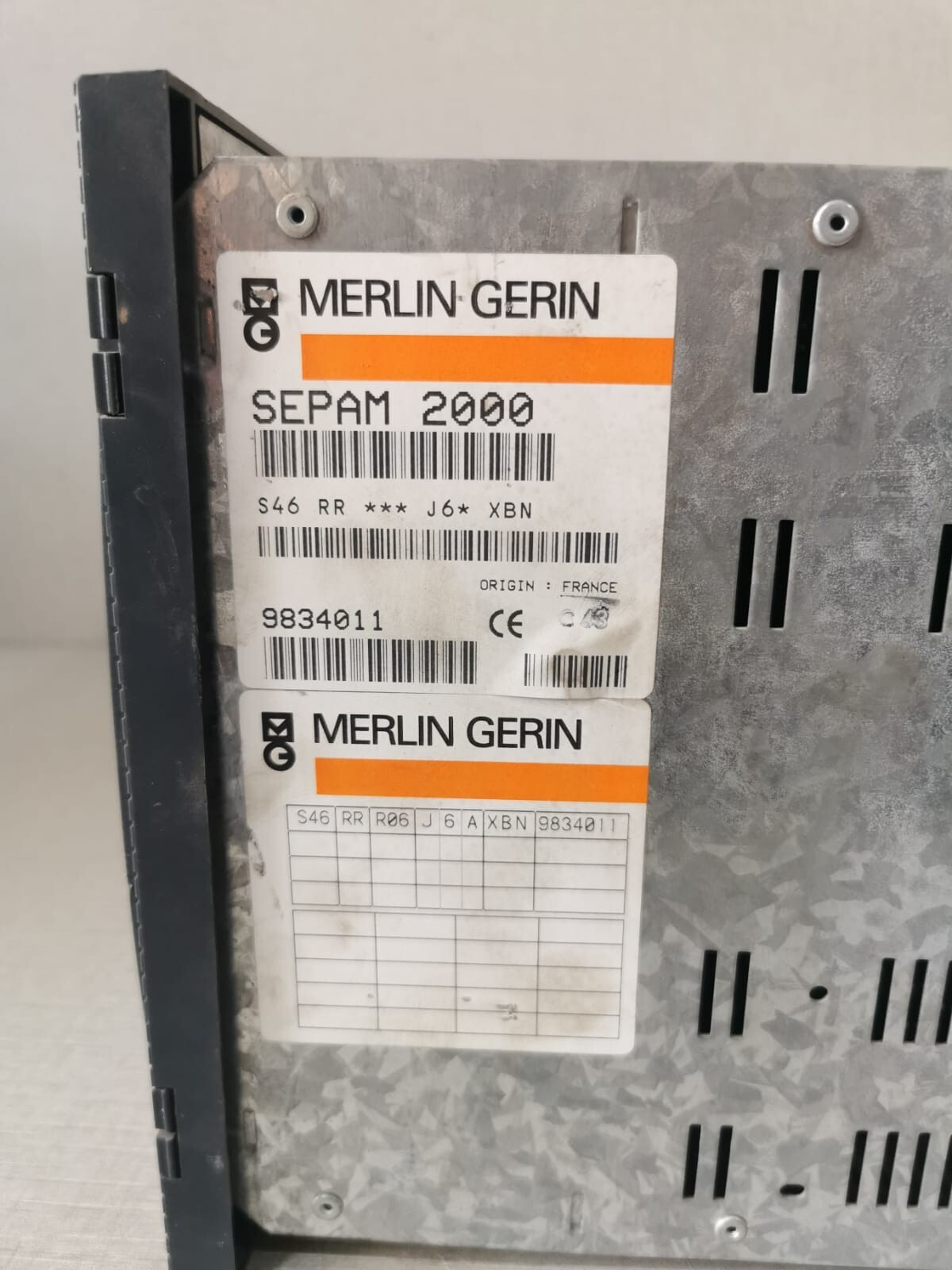 Merlin Gerin SEPAM 2000 MERLIN GERIN SEPAM 2000 PROTECTION RELAYS - TRIED & TESTED 6