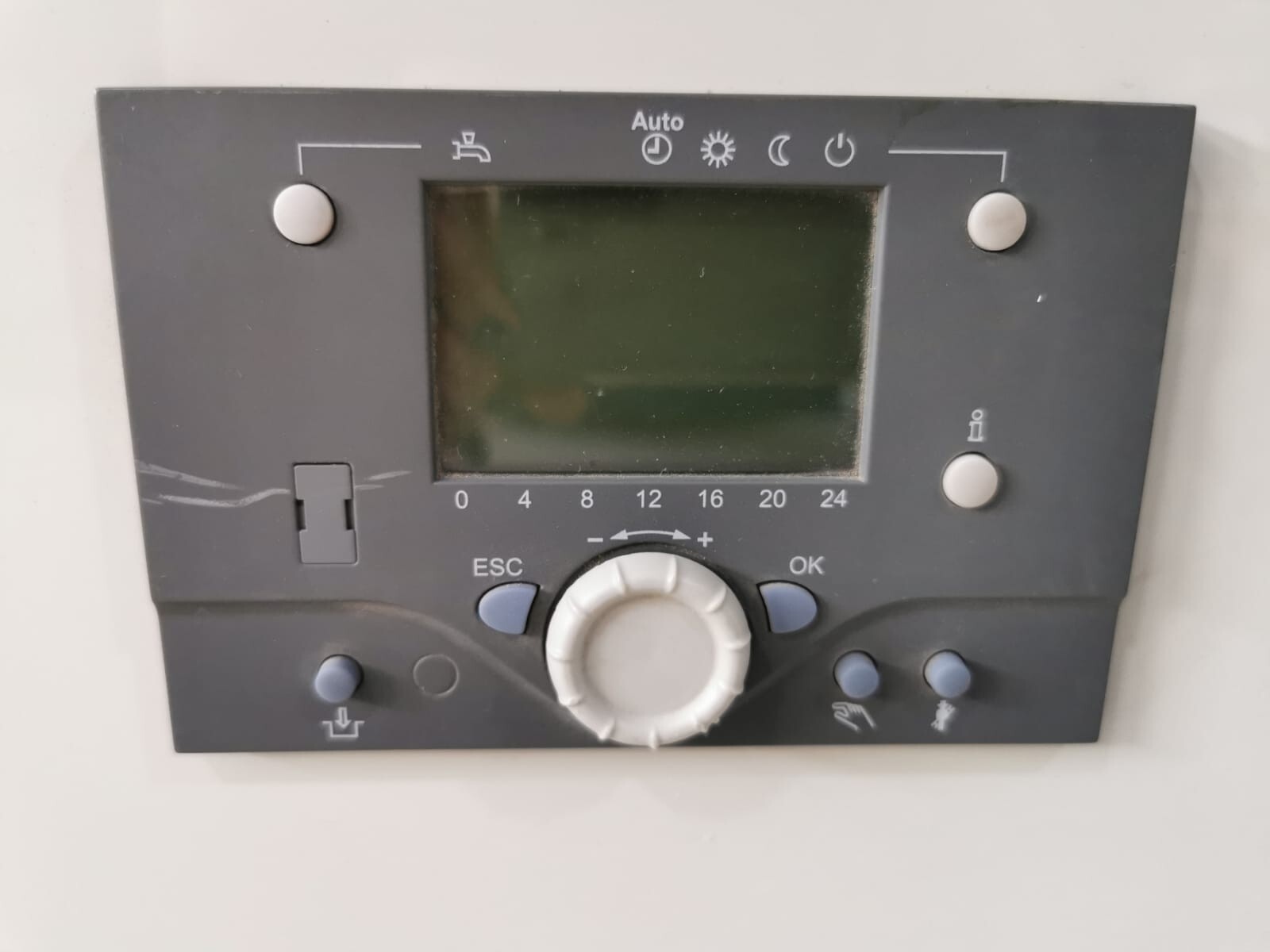 Siemens RBM100-00 SIEMENS THERMOSTAT CONTROL REGULATOR PANEL RBM100-00 / RVS63.283/260 230V 5