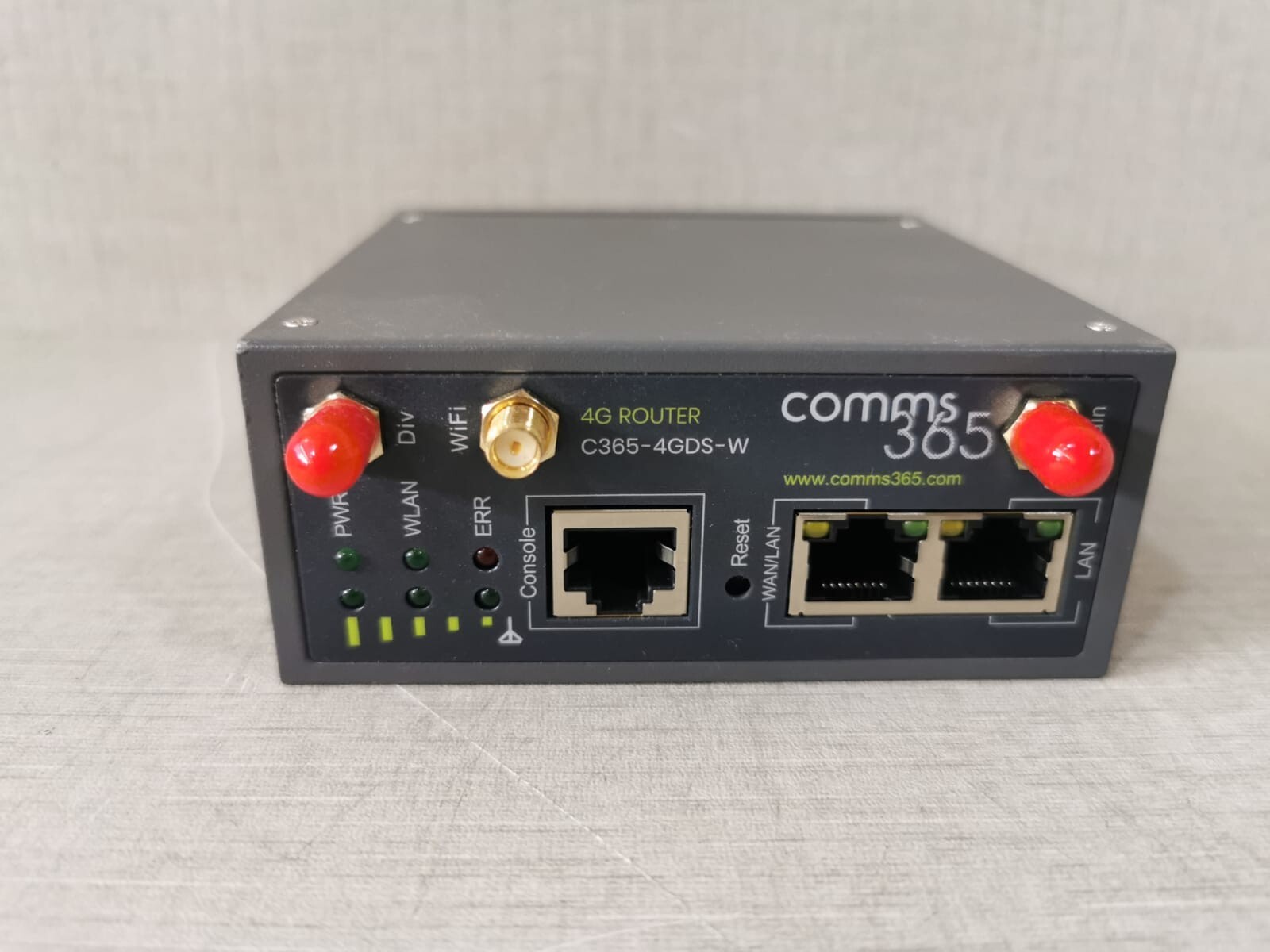 COMMS 365 COMMS-365 COMMS 365 C365-4GDS-W INDUSTRIAL 4G ROUTER 6