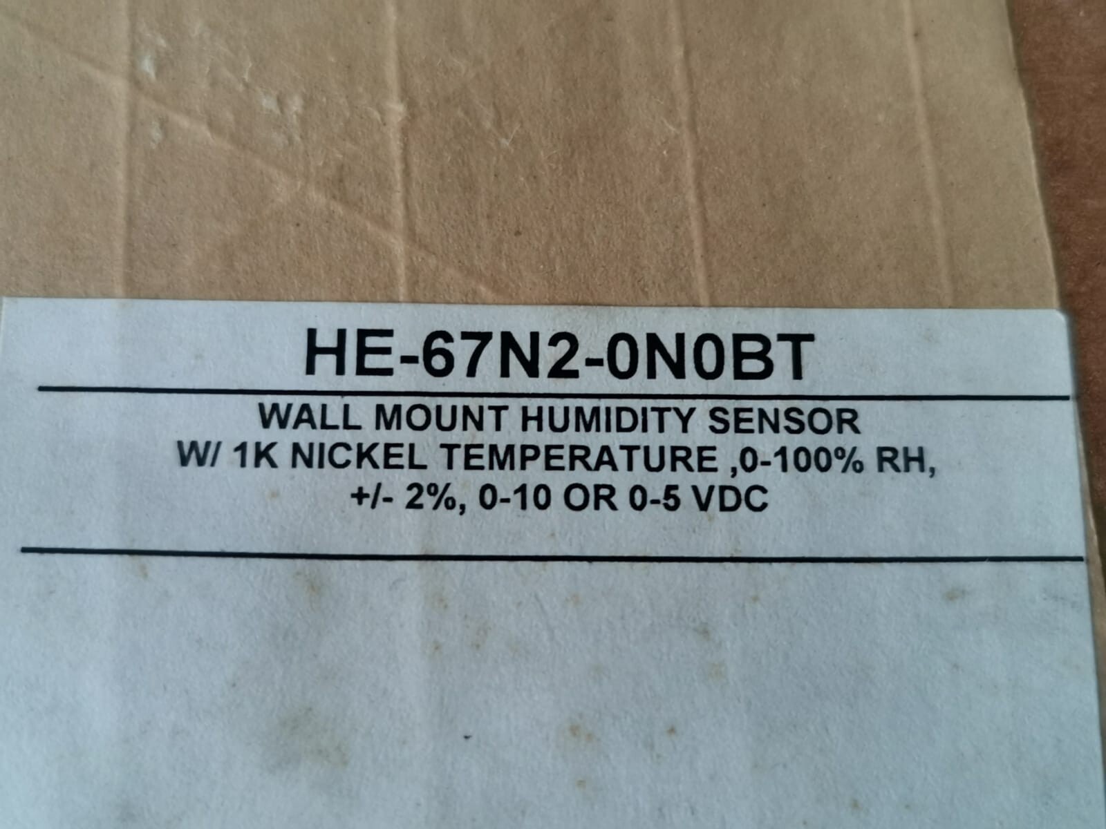 Johnson Controls HE-67N2-0N0BT Johnson Controls HE-67N2-0N0BT Wall Mount Humidity Sensor 3