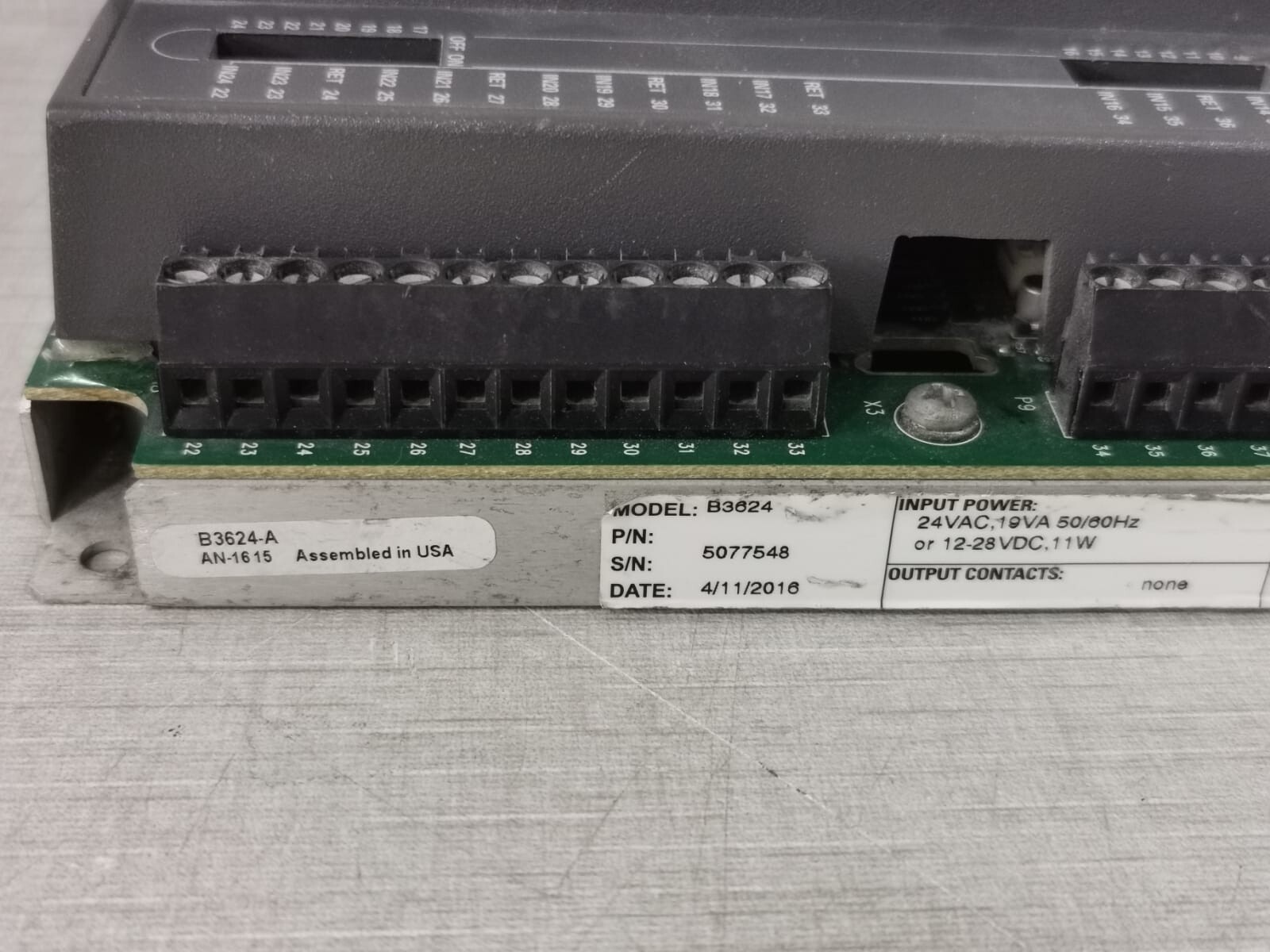 Schneider Electric b3600 / B3624 Schneider Electric Andover Continuum b3600 Series B3624 Controller 3