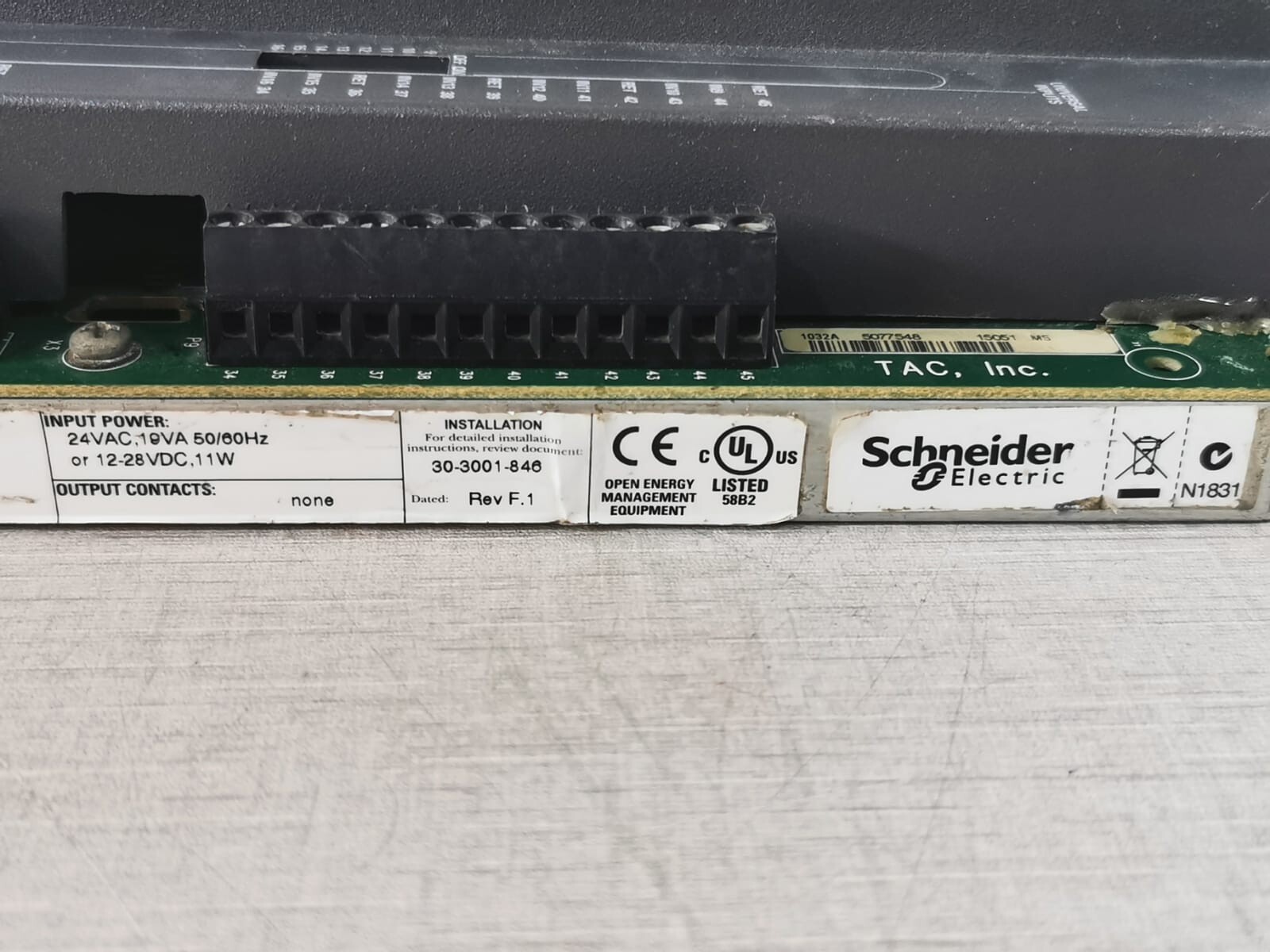 Schneider Electric b3600 / B3624 Schneider Electric Andover Continuum b3600 Series B3624 Controller 4