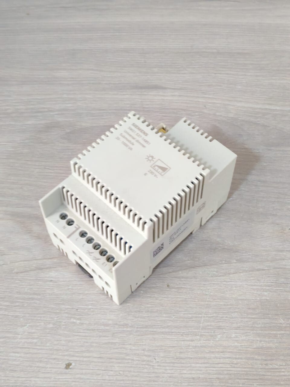Siemens 5WG1 527-1AB51 SIEMENS 5WG1 527-1AB51 UNIVERSAL DIMMER SUBMODULE 20-1000VA 5