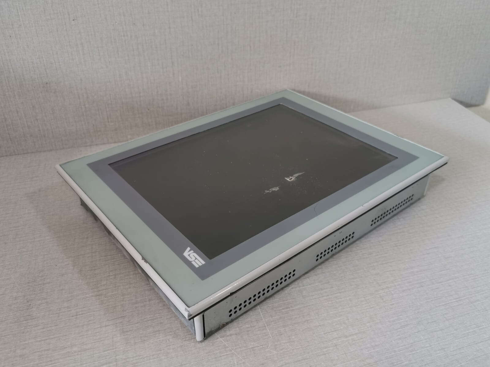 ESA VT595WAPT00 ESA VT595WAPT00 OPERATOR INTERFACE PANEL -NEED PASSWORD (UNKNOWN PASSWORD) 9