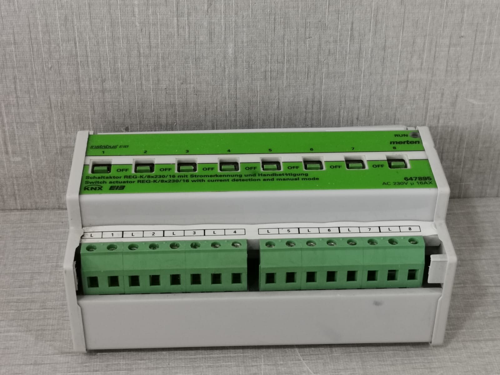 Merten 647895 MERTEN 647895 SWITCH ACTUATOR REG-K/8x230/16 7
