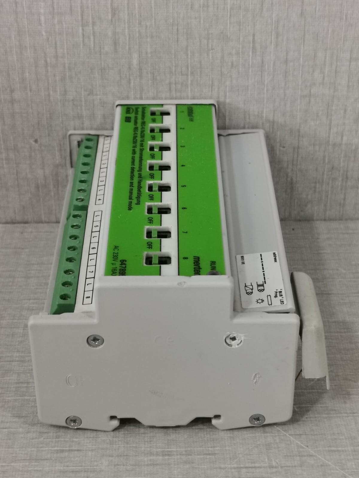 Merten 647895 MERTEN 647895 SWITCH ACTUATOR REG-K/8x230/16 8