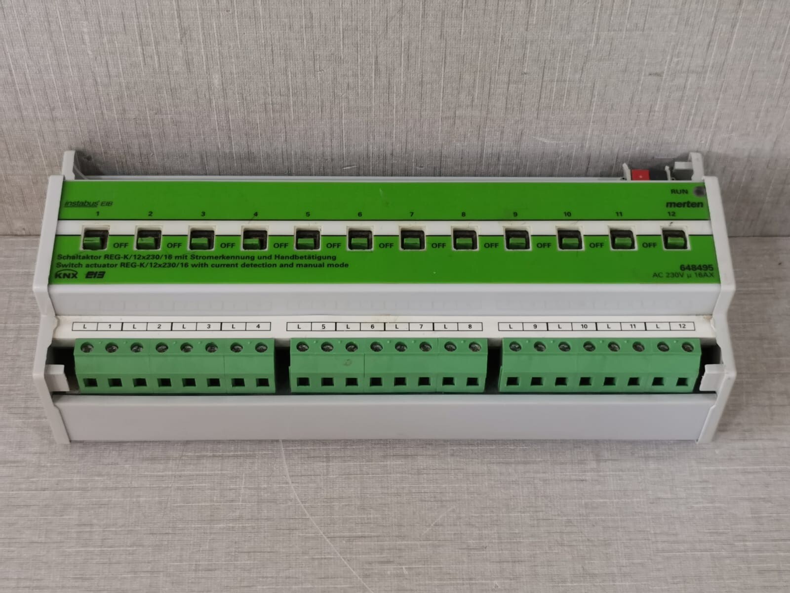 MERTEN 648495 MERTEN 648495 Switch Actuator REG-K/12x230/16 9