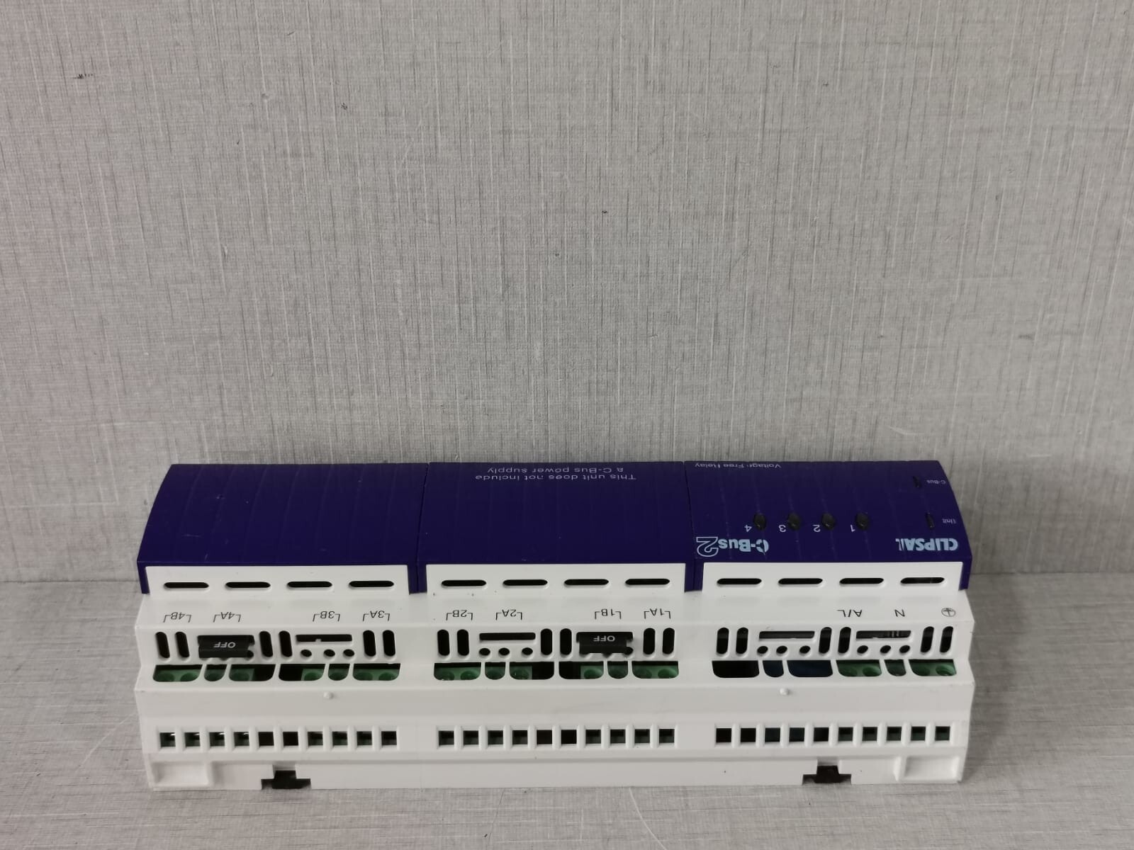 Clipsal L5504RVF20/LE5504TRVF20 CLIPSAL C-BUS2 L5504RVF20/LE5504TRVF20 4-CHANNEL VOLTAGE FREE RELAY(MFG-2008) 8