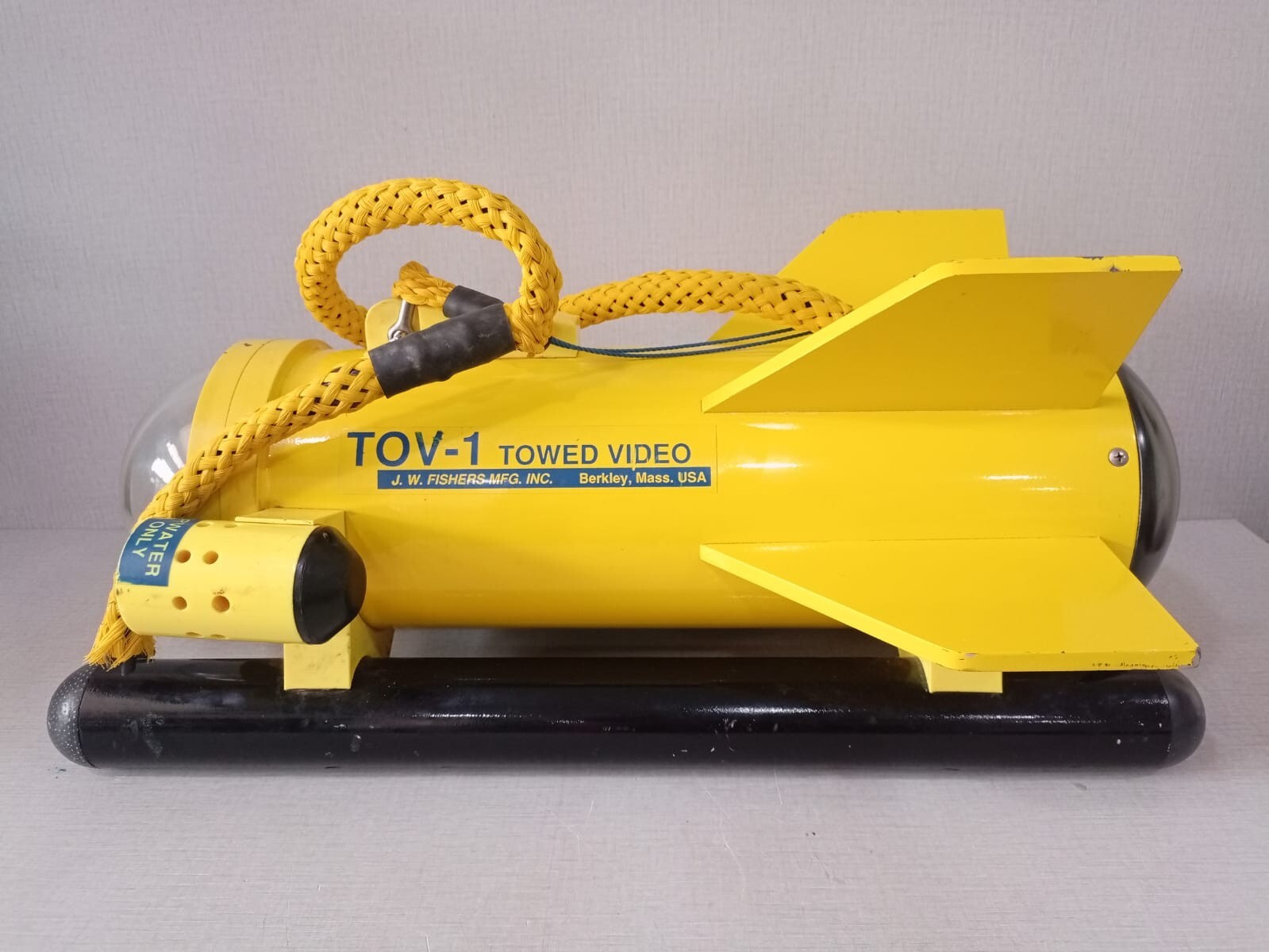 jw fishers tov-1 J.W. Fishers TOV-1 Towed Video System 2
