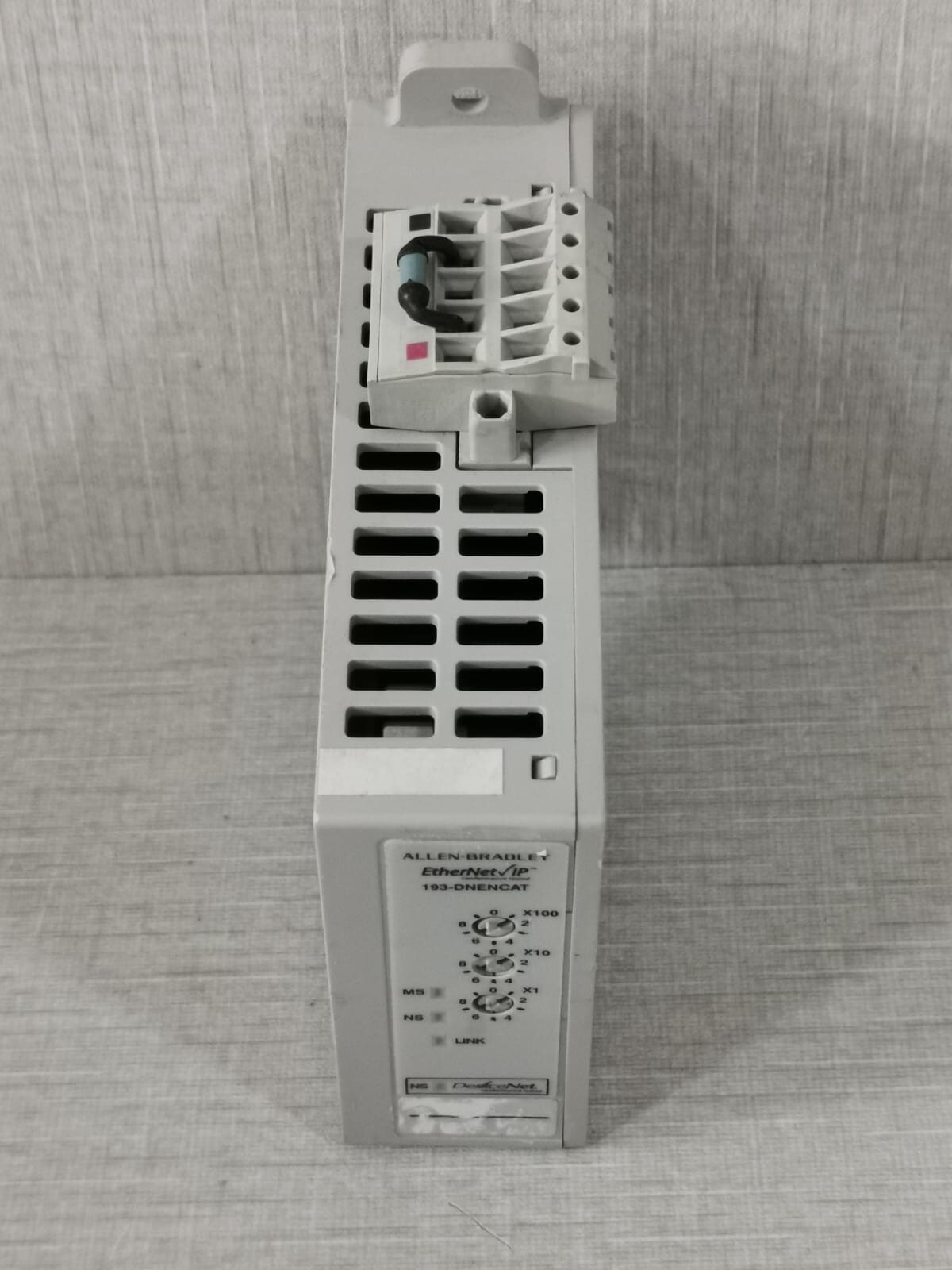Rockwell Automation ALLEN-BRADLEY Allen-Bradley 193-DNENCAT Ser A FRN 1.04 Power Supply 8