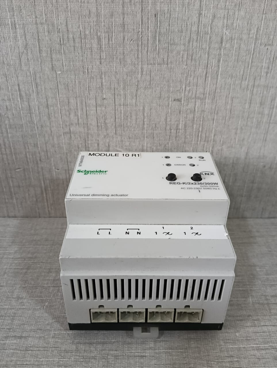 Schneider Electric MTN649330 SCHNEIDER ELECTRIC MTN649330 UNIVERSAL DIMMING ACTUATOR 6