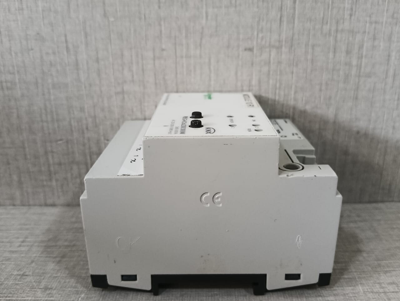 Schneider Electric MTN649330 SCHNEIDER ELECTRIC MTN649330 UNIVERSAL DIMMING ACTUATOR 8