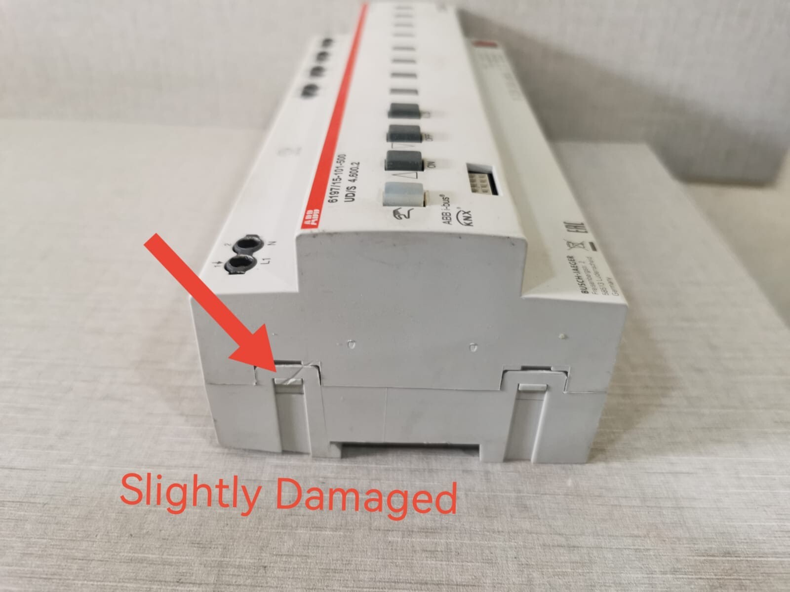 ABB 6197/15-101-500 UD/S 4.600.2 ABB KNX 6197/15-101-500 UD/S 4.600.2 UNIVERSAL DIMMER ACTUATOR 9
