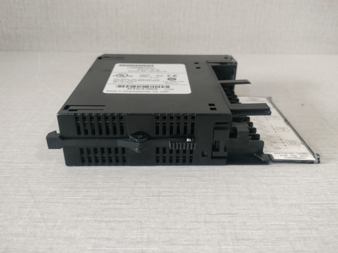 GE I693BEM331L GE FANUC I693BEM331L SERIES 90-30 GENUIS BUS CONTROLLER 7