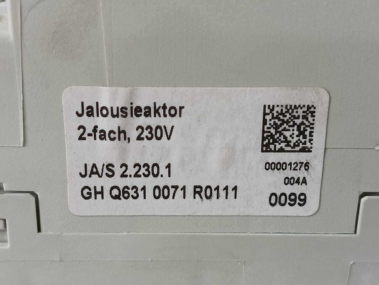ABB GHQ6310071R0111 ABB JA/S 2.230.1 SHUTTER ACTUATOR GHQ6310071R0111 4