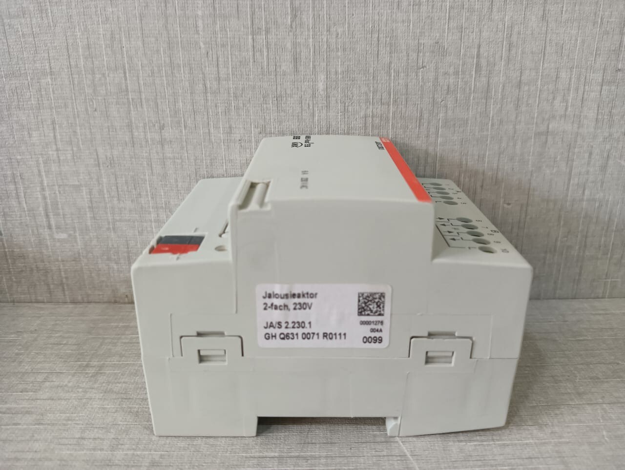 ABB GHQ6310071R0111 ABB JA/S 2.230.1 SHUTTER ACTUATOR GHQ6310071R0111 5