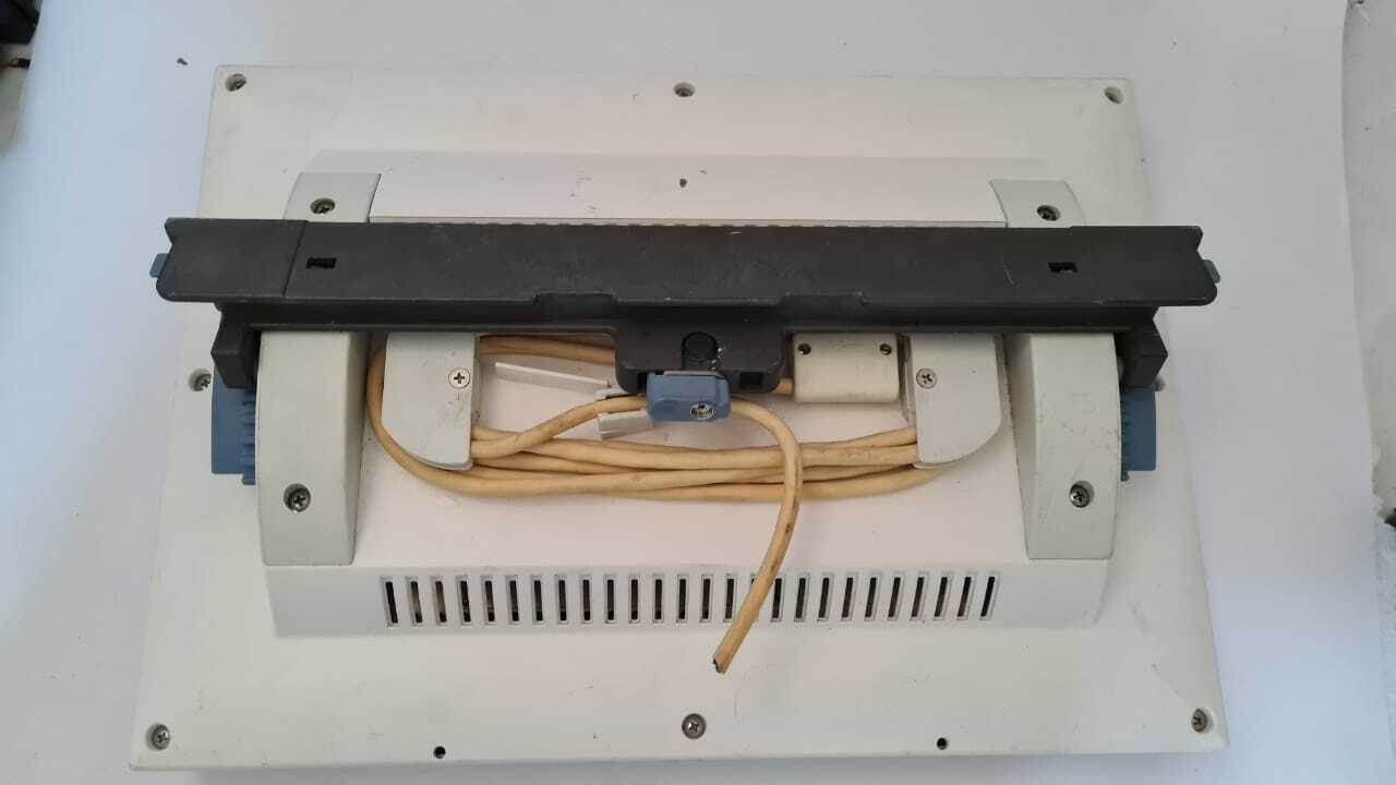 Drager DRAGER Drager Evita XL Ventilator SCRATCH IN THE SCREEN 5