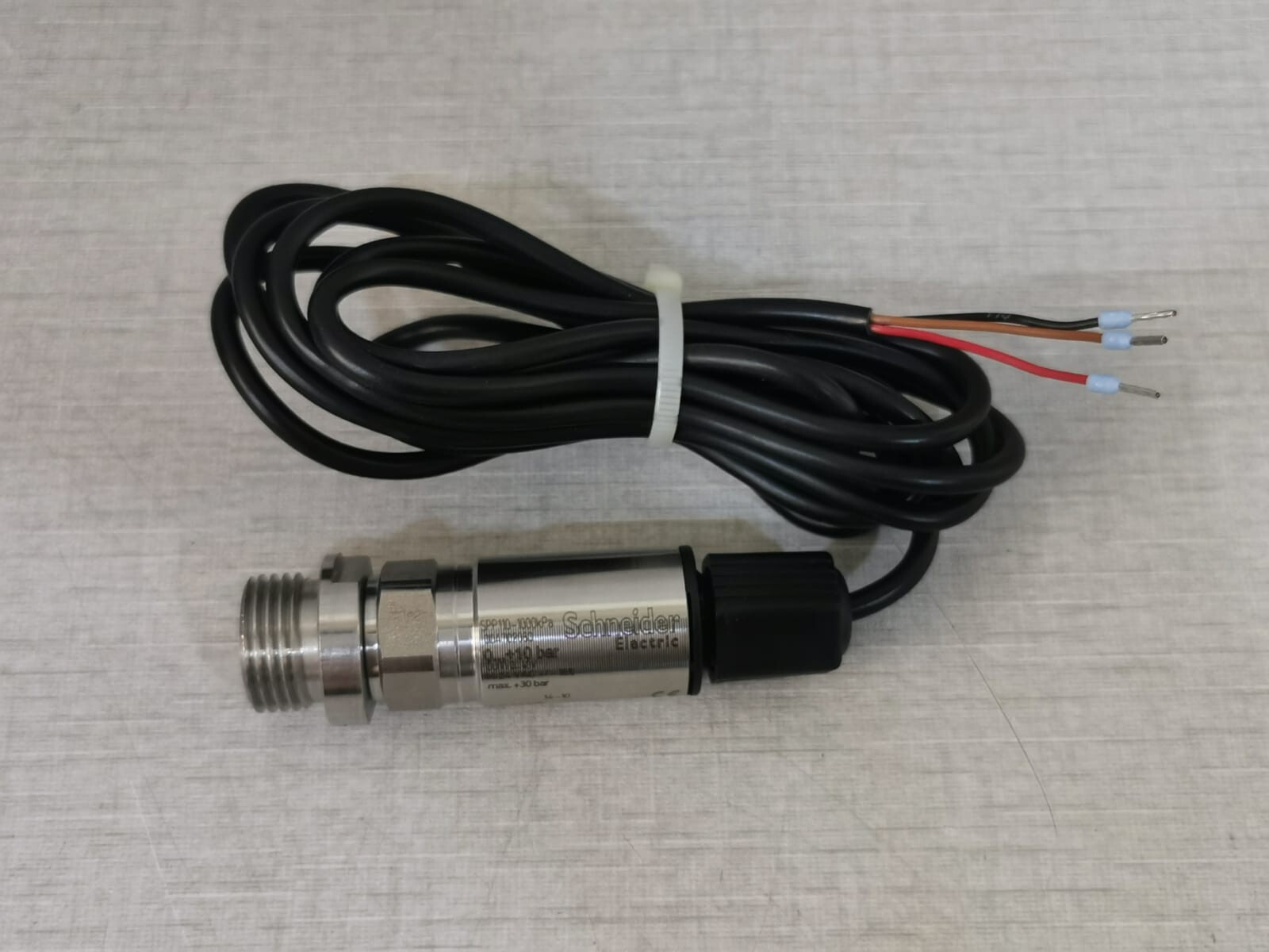 Schneider Electric 004702080 Schneider Electric SPP110-1000kPa Sensor Press Wet 004702080 2