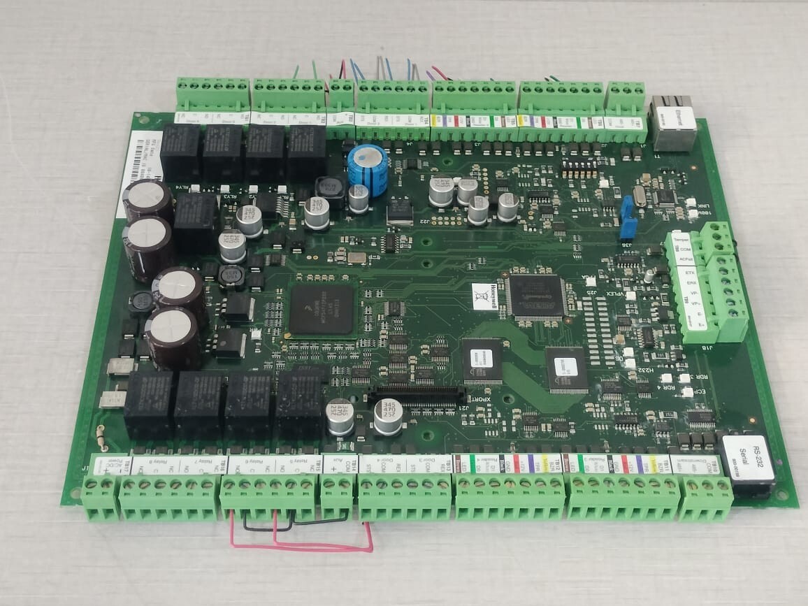 Honeywell SA7-701008-2 2-000009V3 REV A HONEYWELL NetAXS SA7-701008-2 2-000009V3 REV A ACESS CONTROL BOARD UNIT 5