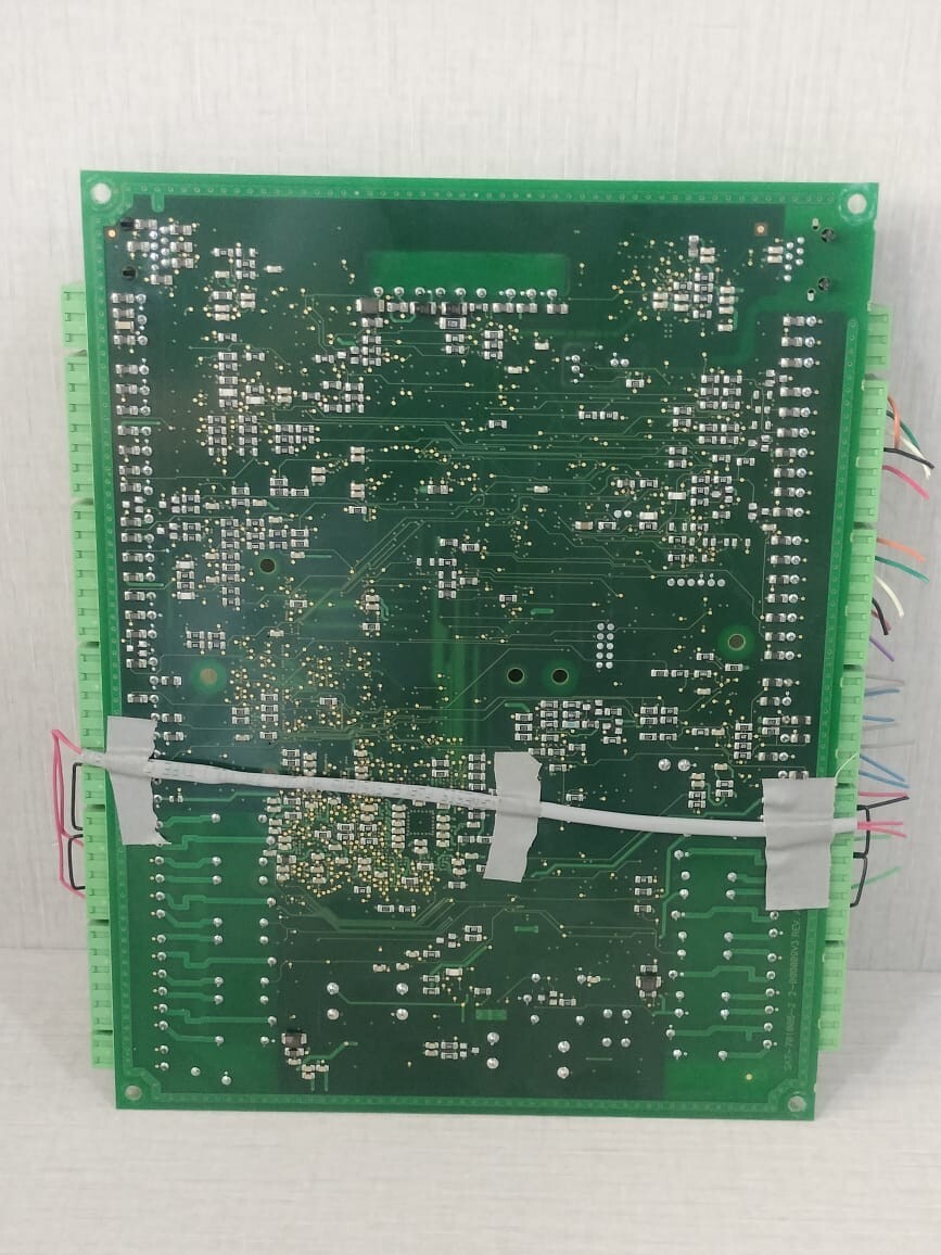 Honeywell SA7-701008-2 2-000009V3 REV A HONEYWELL NetAXS SA7-701008-2 2-000009V3 REV A ACESS CONTROL BOARD UNIT 7