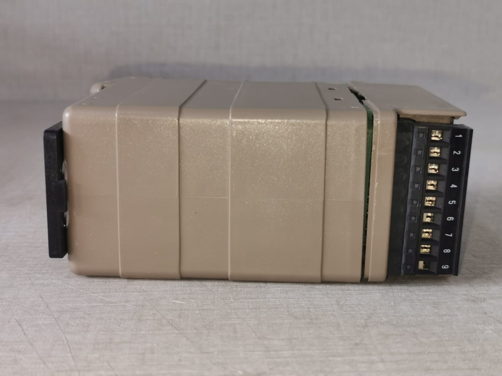 WESTERMO MD-62DC WESTERMO MD-62DC MODEM / Type: MD-62 ST - With Missing & Broken Case Cover 9