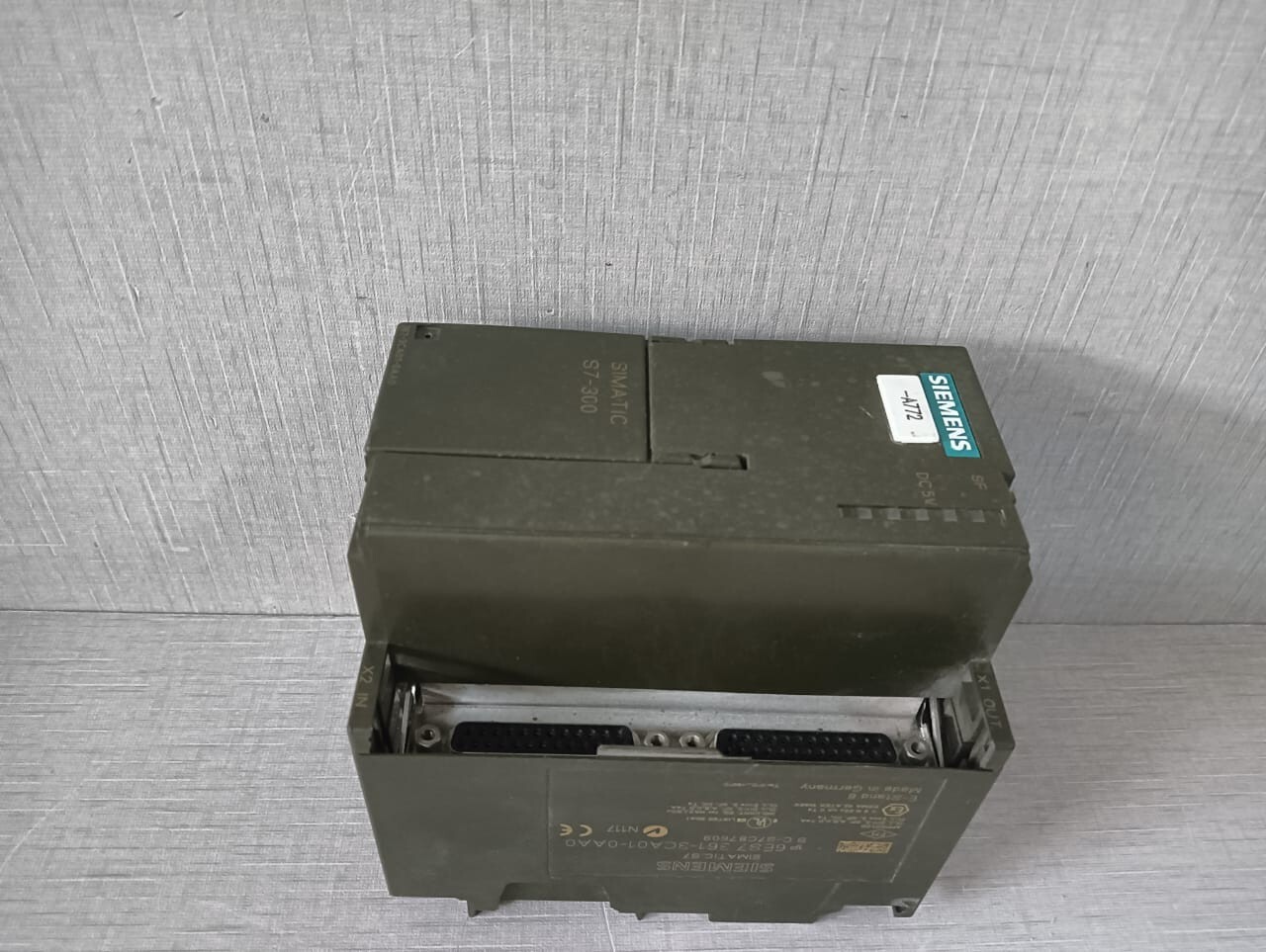 Siemens 6ES7 361-3CA01-0AA0 SIEMENS S7-300 6ES7 361-3CA01-0AA0 INTERFACE MODULE E-Stand 6 7