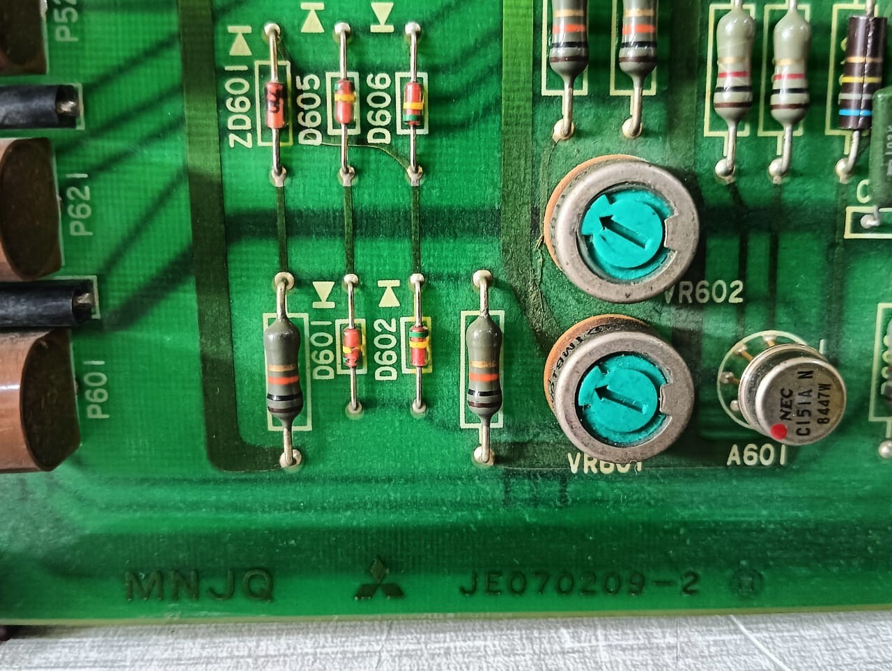 Mitsubishi IE0398-J11A MITSUBISHI MNJQ JE070209-2 / IE0398-J11A CONTROL BOARD 2