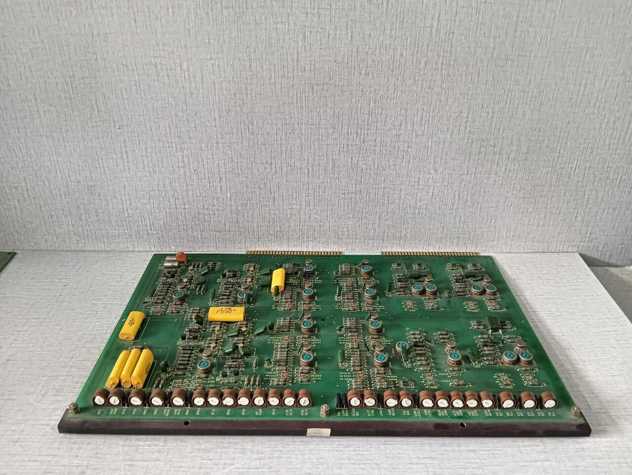 Mitsubishi IE0398-J11A MITSUBISHI MNJQ JE070209-2 / IE0398-J11A CONTROL BOARD 3