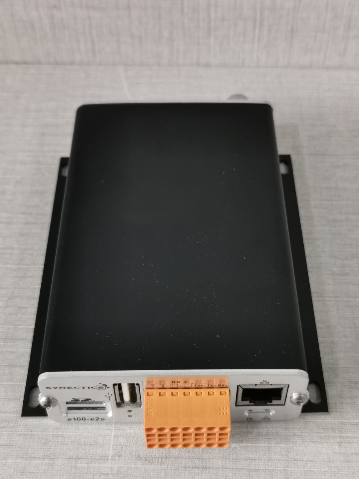 SYNECTICS E100 SYNECTICS E100 DUALSTREAM H.264 VIDEO ENCODER/ SERVER 5