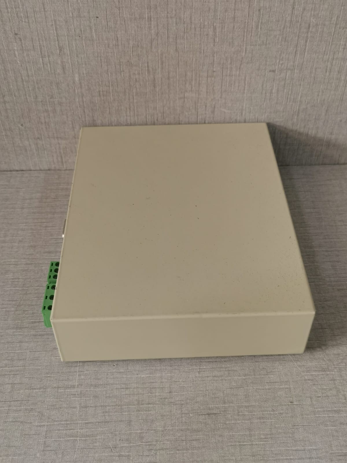Carrier 33CN-ETHER Carrier 33CN-ETHER Rev. 02 Comfort Network - UNIT ONLY 8
